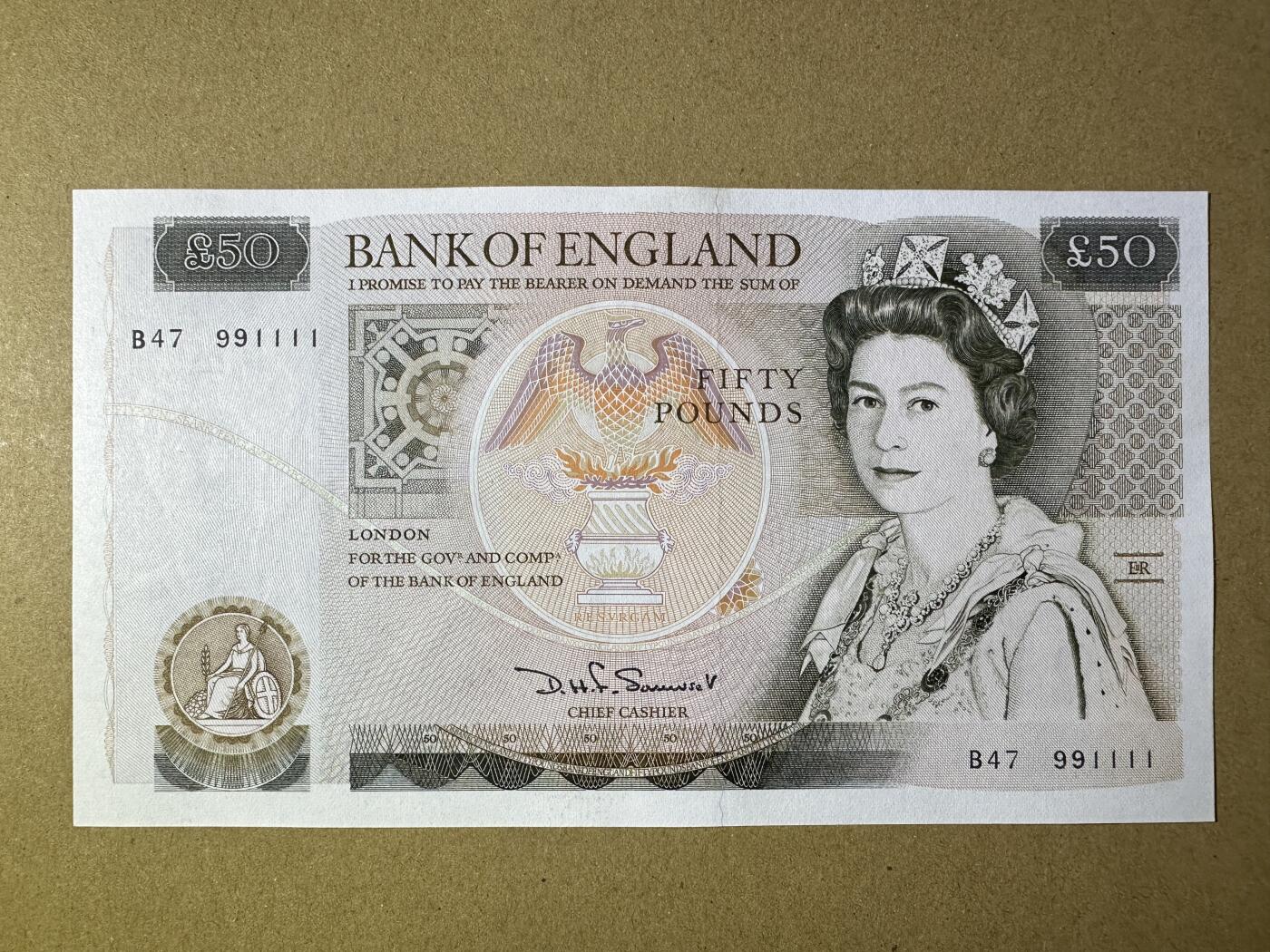 《张总收藏》156期-欧亚外币超精品场 英格兰50镑 UNC D序列 局部轻微荧光 狮子号1111