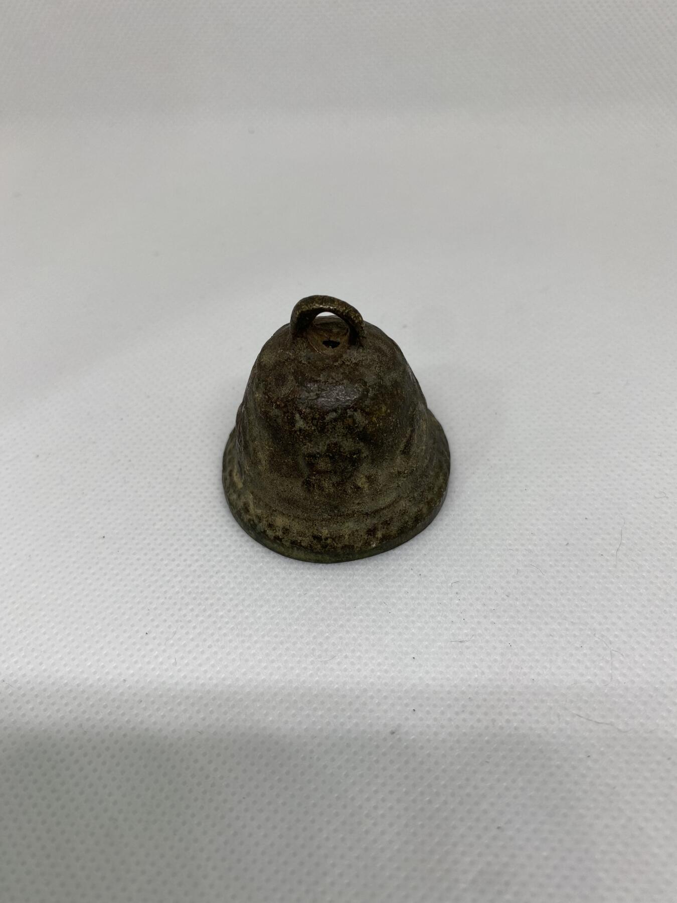 老铜铃，尺寸3.9厘米，品相如图，260包快递