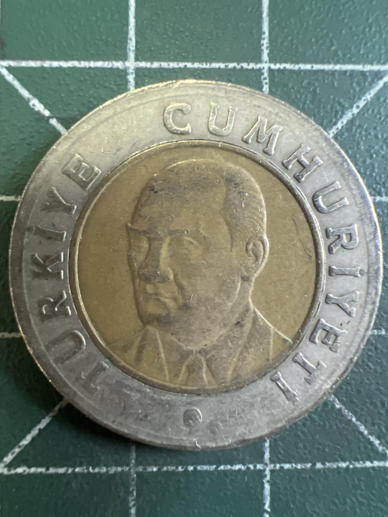 第639期 硬币专场 （无押金，捡漏，全场50包邮，偏远地区除外，接收代拍业务，本店十天发一次货） 土耳其1里拉 双色币