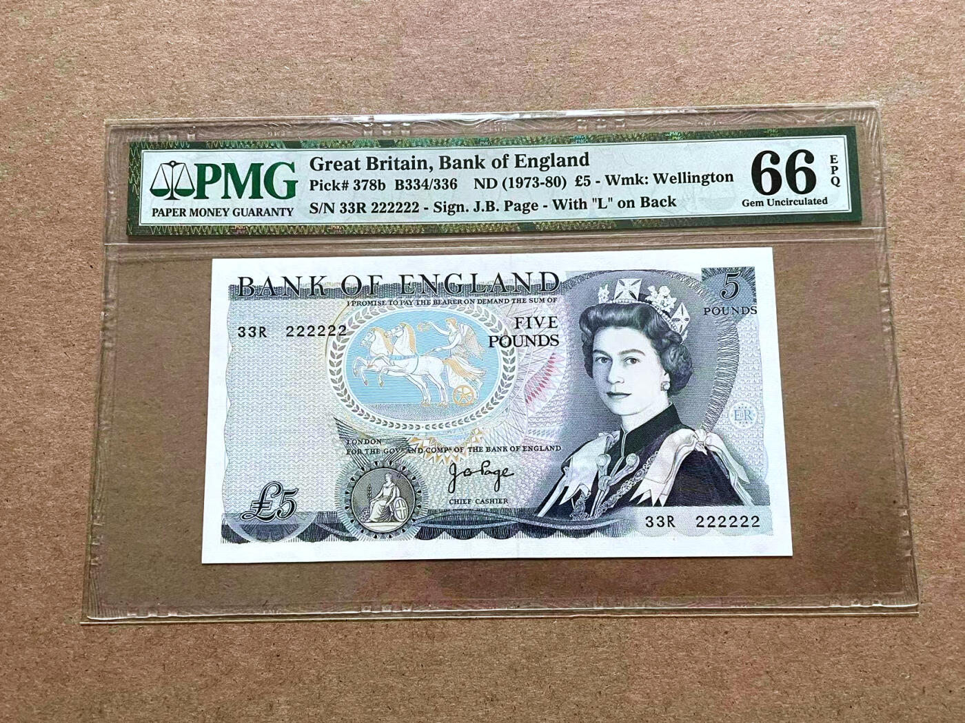 【Blue Auction】✨世界纸币精拍第500期盛典——白金之夜🔥🔥🔥 G-【全同222222】英国 D序列 1973-80年5镑 PMG66EPQ 该面值全同少见