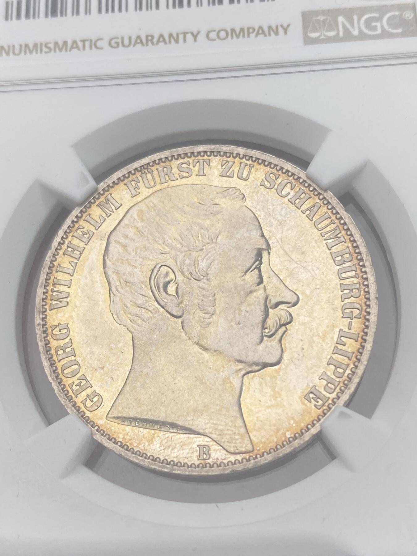 万国钱币拍卖第028期（花前月下●同享良章美币） NGC MS64 1860年德国绍姆堡-利普天使流通1泰勒 单年发行8356枚 天使泰勒的开山之作 创意来自《圣经·新约》一左一右守护利普盾徽 金彩裹身镜面加持 不可多得