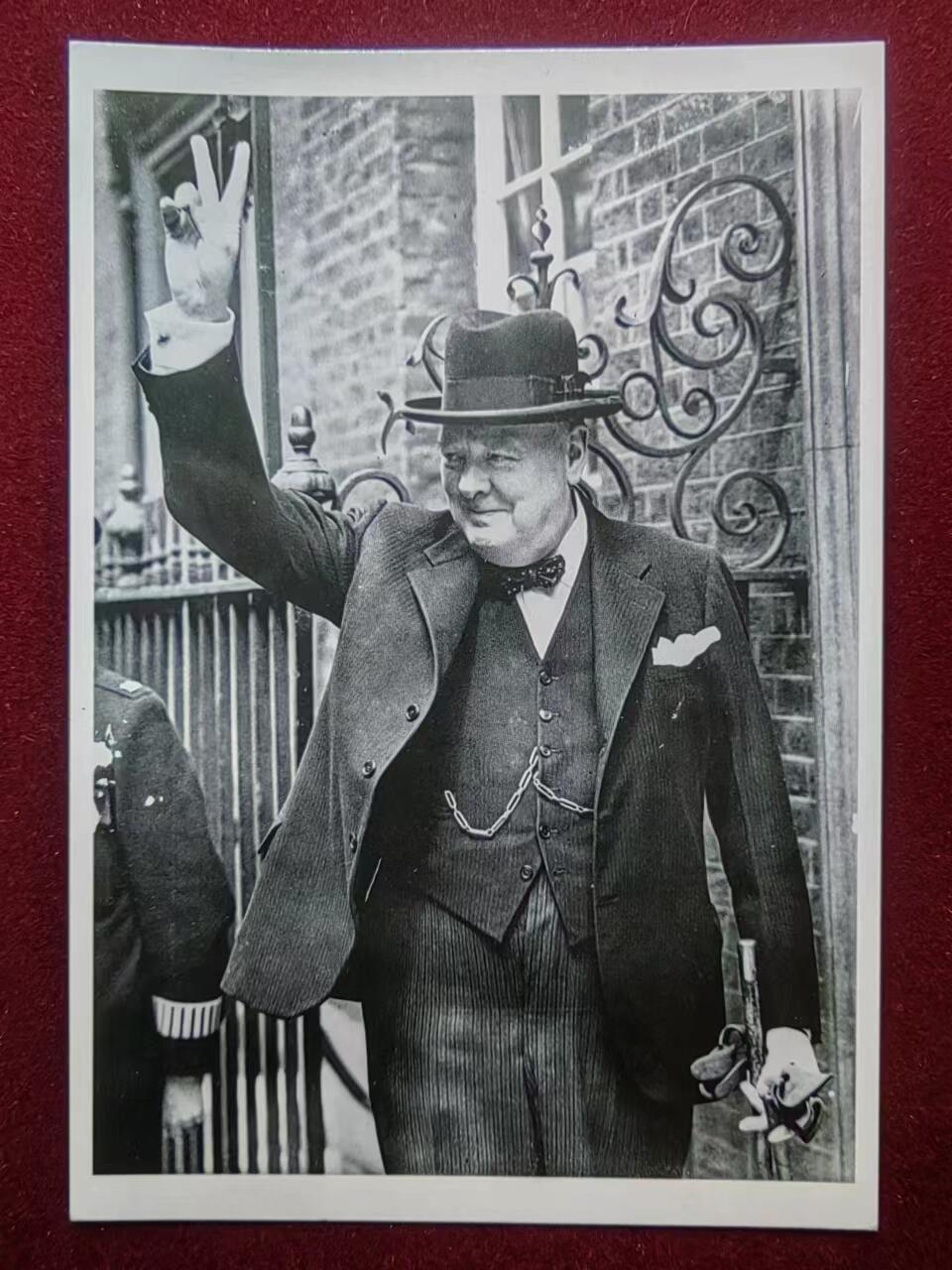 联合阁邮币社™ ——“航空、人物专题专场” 英国-首相丘吉尔-著名胜利手势