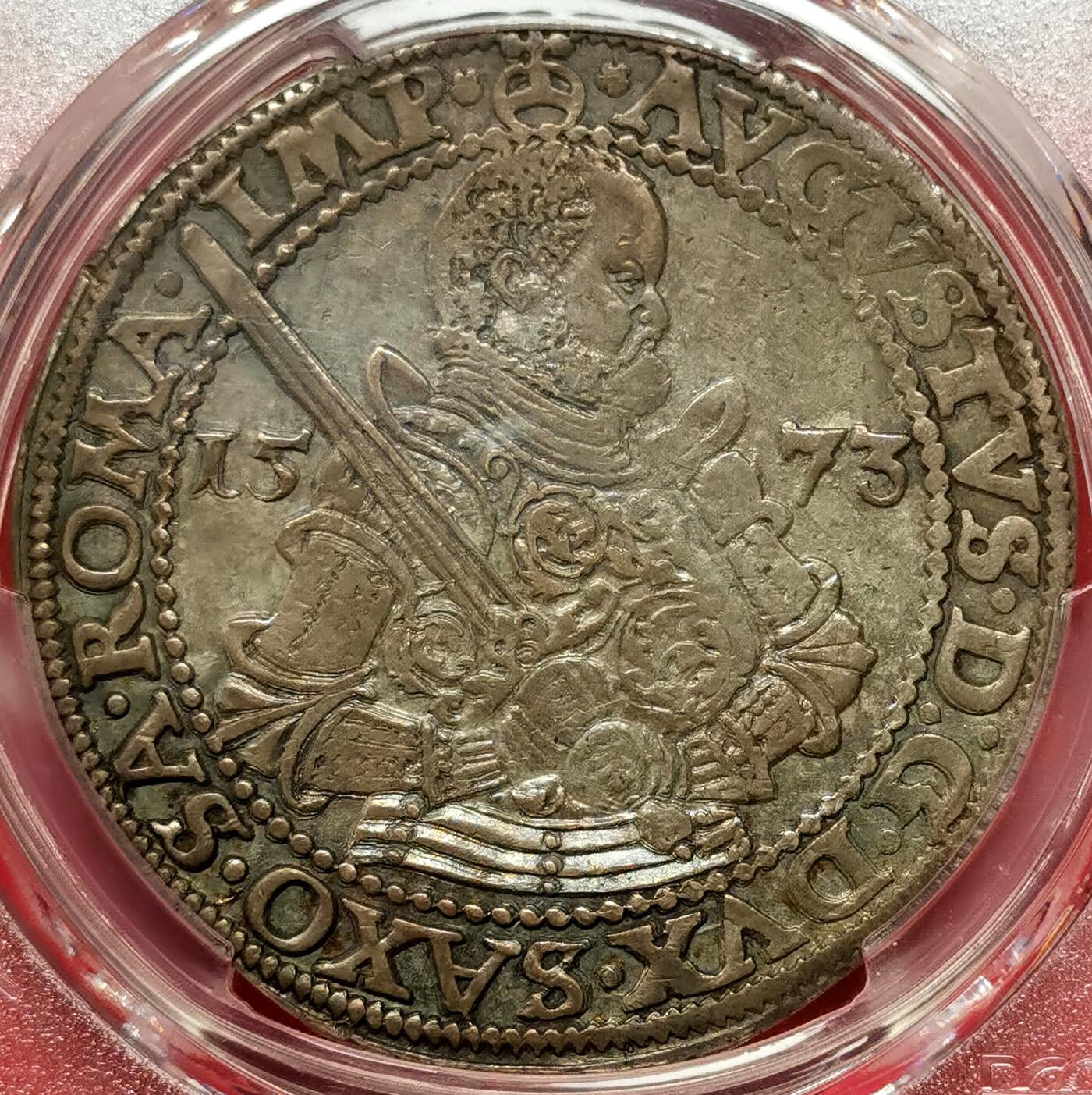 凡希社世界钱币微拍第二百七十五期 荐！1573HB德国萨克森戎装执剑大型泰勒PCGS-AU53，欧陆灰彩味道一流！