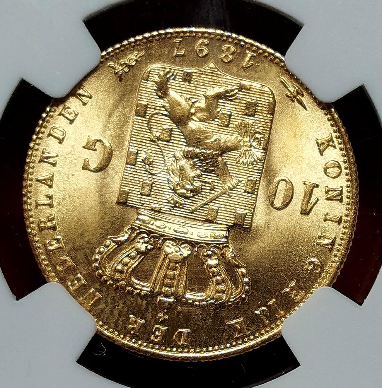 凡希社世界钱币微拍第二百七十五期 1897荷兰威廉敏娜学生头像10盾金币NGC-MS64，热门广受欢迎的品种！6.73g，900金