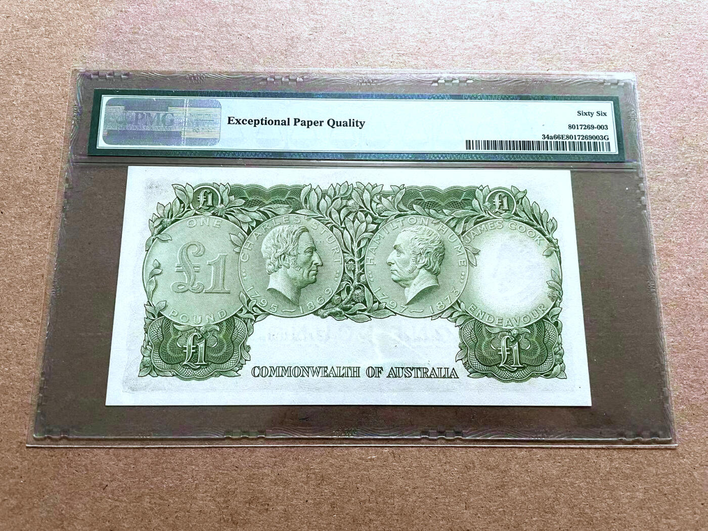 【Blue Auction】✨世界纸币精拍第500期盛典——白金之夜🔥🔥🔥 A-澳大利亚 1961-65年1镑 石膏版侧面头像 PMG66EPQ 老壳 本来是要用于硬币上或纪念章上的头像，但先用到了纸币上，成为第一种硬币版女王钞票 