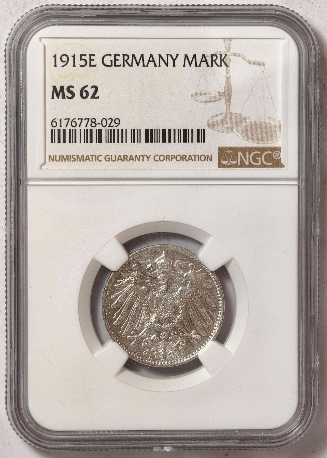 紫瑗钱币——第374期拍卖 德国 1915年 E版 第二帝国 长翅 1马克 银币 NGC MS62 