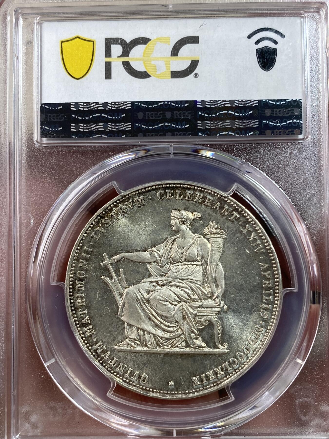 万国钱币拍卖第028期（花前月下●同享良章美币） PCGS MS64 1879年奥地利佛朗茨一世与茜茜公主银婚纪念2盾 顶级BU状态，淡金彩包浆，强流银霜光，pl感强烈，实物炫目，万里挑一的品质。