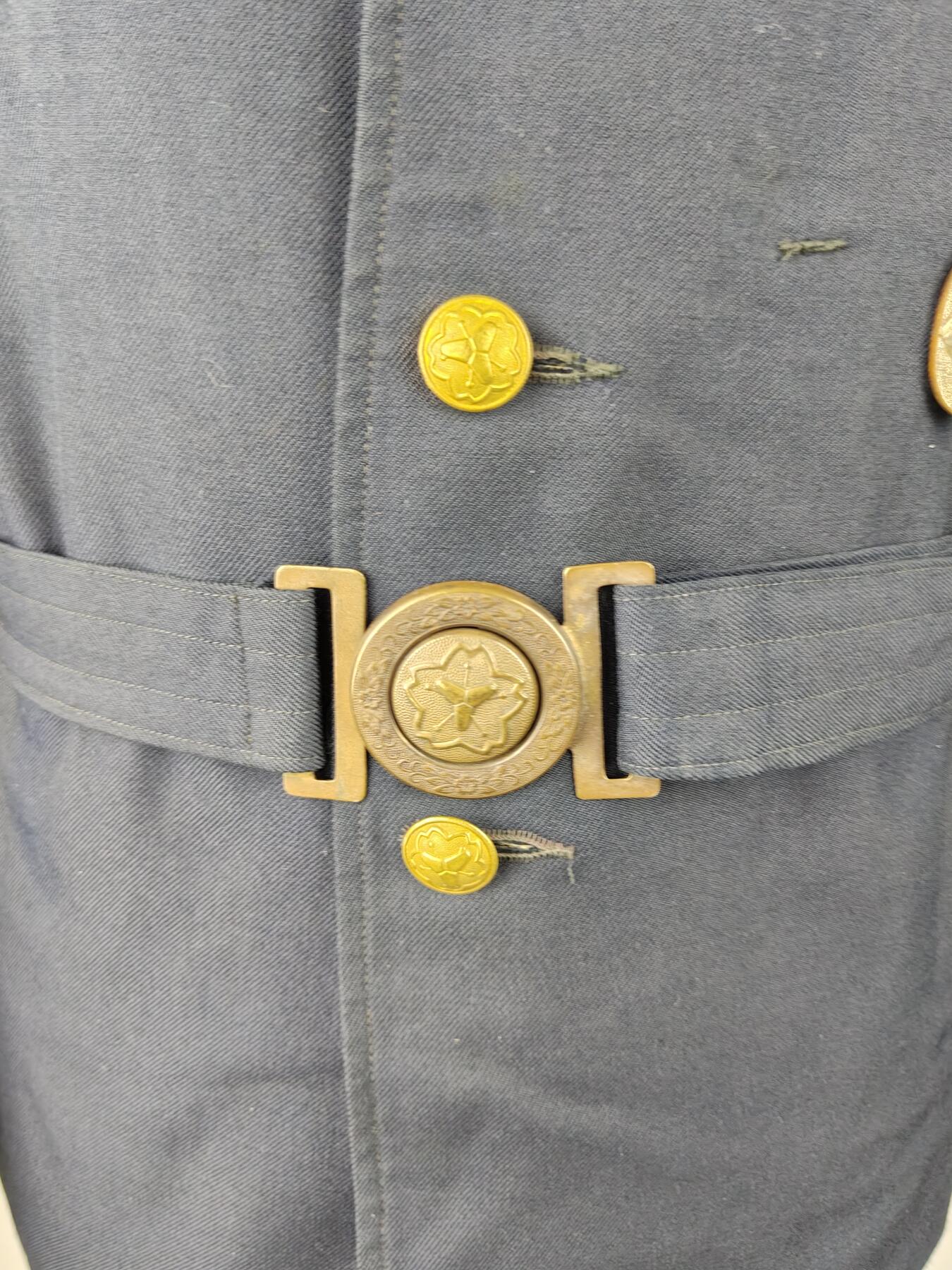 全场0元起拍 第170期 咸鱼国勋章拍卖专场 7月3日（周三）下午6：00开始 日本早期 消防团团长制服一套 胸围105 肩宽48 衣长70 袖长56 腰围98 裤长100