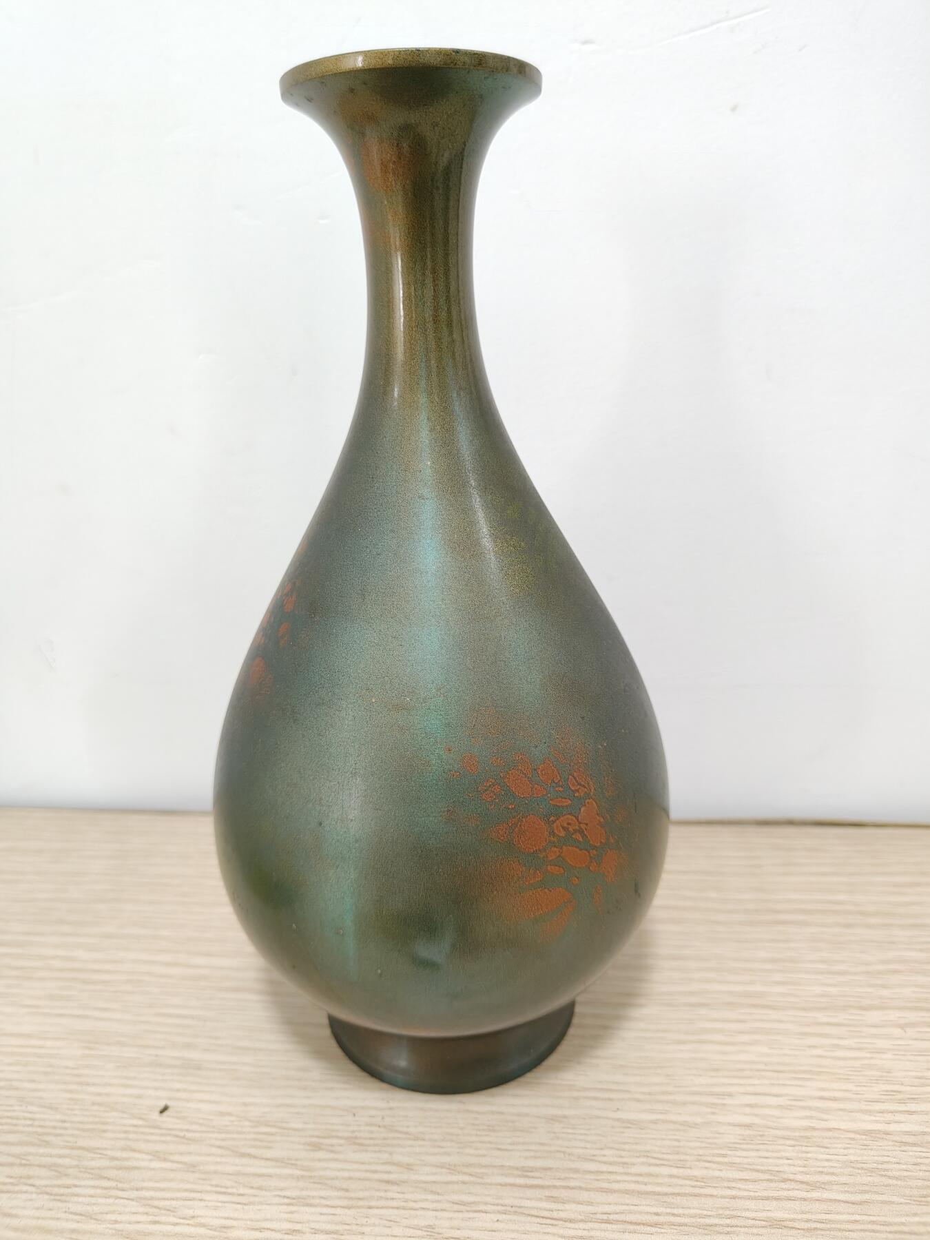 全场0元起拍 第170期 咸鱼国勋章拍卖专场 7月3日（周三）下午6：00开始 日本授勋纪念瓷瓶 高27CM