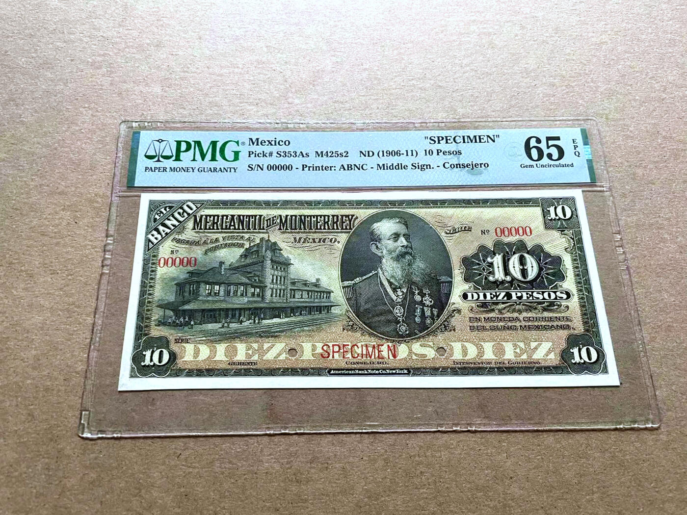 【Blue Auction】✨世界纸币精拍第500期盛典——白金之夜🔥🔥🔥 M-【逢大胡子必涨 目录价1250美金】墨西哥 1906-11年10比索 PMG65EPQ ABNC出品 M.Escobede将军人物雕刻非常精美 背面为墨西哥第三大城市，有着“北方艳后”、“东北巨人”、“群山之城”、“北方之都”等别称的蒙特雷风景，蒙特雷被认为是墨西哥最美国化的城市，丰富多彩的历史和文化是其最大的特色，拥有多处赏心悦目的自然美景和充满人文气息的旅游胜地。