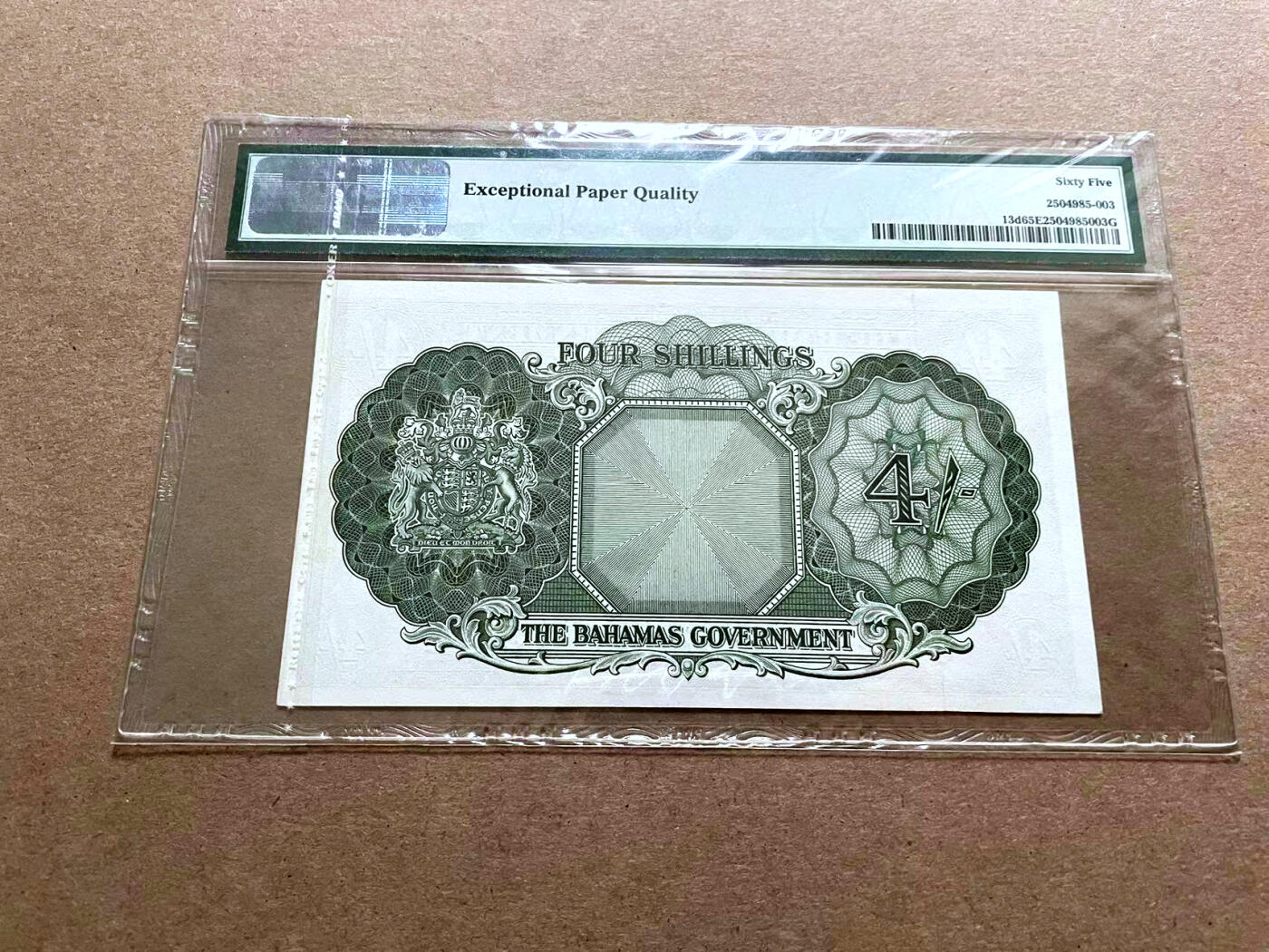 【Blue Auction】✨世界纸币精拍第500期盛典——白金之夜🔥🔥🔥 B-【倒置号】巴哈马 1963年4先令 PMG65EPQ 绝品 大冠女王