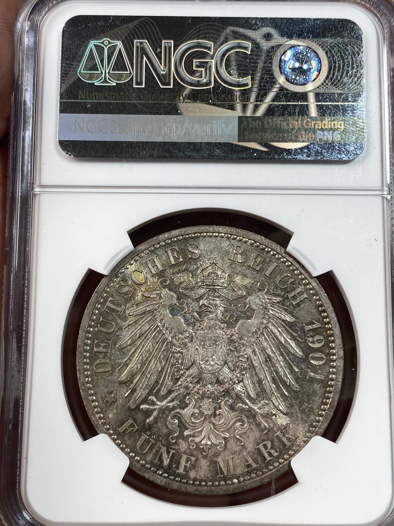 万国钱币拍卖第028期（花前月下●同享良章美币） NGC MS63 1901年德国威廉二世纪念普鲁士建国200周年流通5马克 帝国马克最广为流通的系列之一 炫彩包浆