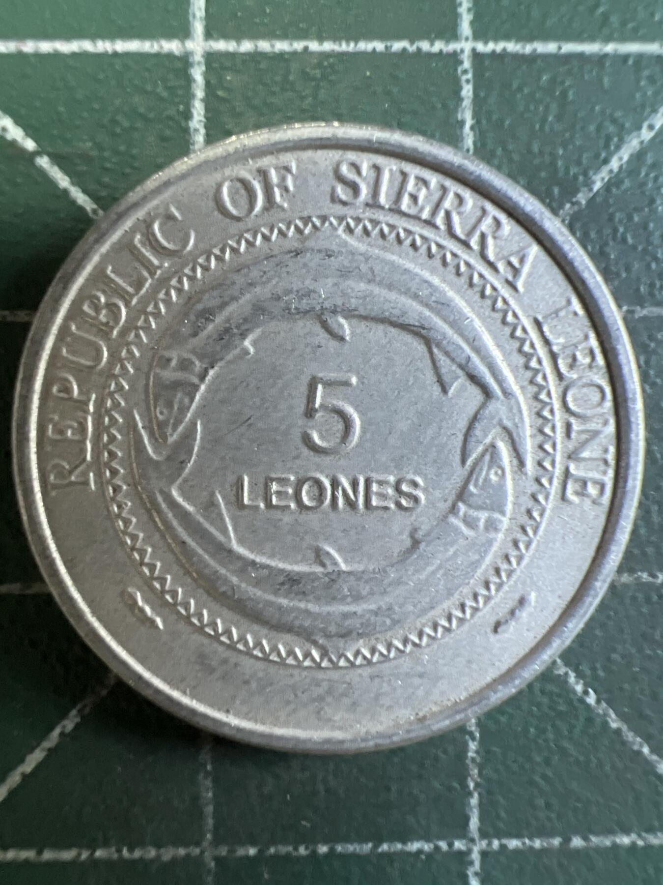 第639期 硬币专场 （无押金，捡漏，全场50包邮，偏远地区除外，接收代拍业务，本店十天发一次货） 塞拉利昂5利昂