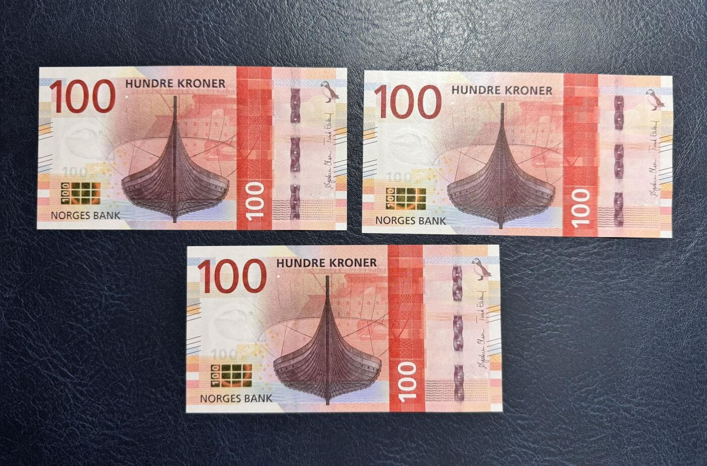 收藏联盟Quantum Auction 第357期拍卖  挪威2016年100克朗三张  品相全新UNC 维京战船