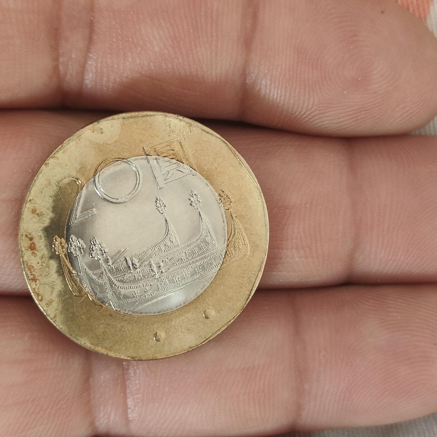 英雄古币捡漏专场第一期无押金可累计捡漏，全场50包邮，偏远地区除外。 外国硬币