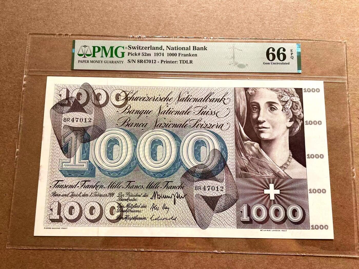 【Blue Auction】✨世界纸币精拍第500期盛典——白金之夜🔥🔥🔥  S-【冠军分】瑞士 1974年1000法郎 PMG66EPQ 最高值 背面是寓言死神之舞 雕刻精美细腻 场景让人印象深刻 非常帅气 大多数该面值纸币几十年前就赎回了 巨大的票幅保存也不易