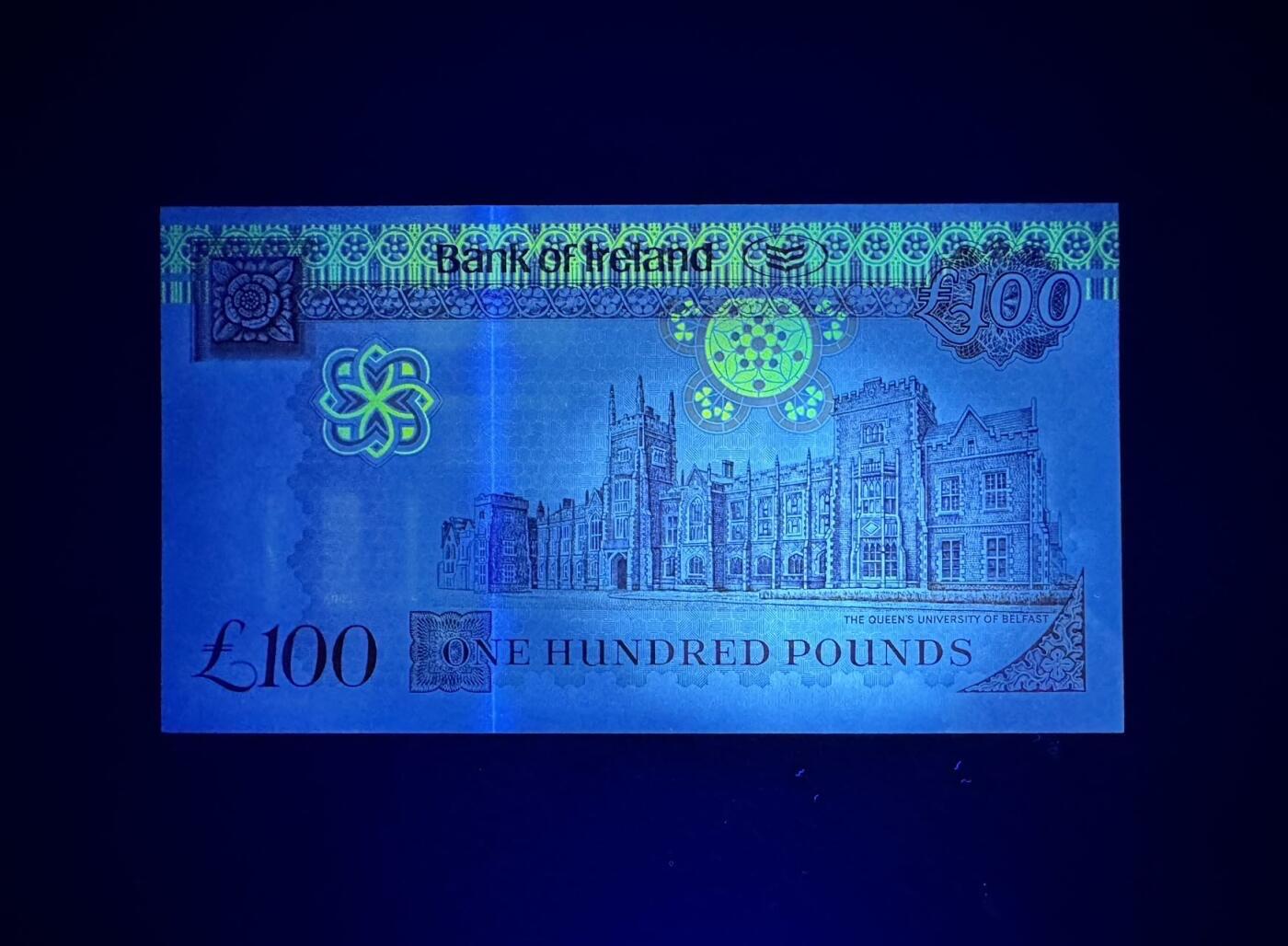 收藏联盟Quantum Auction 第357期拍卖  北爱尔兰2005年100镑首发A冠 品相UNC 角尖微瑕 贝尔法斯特女王大学
