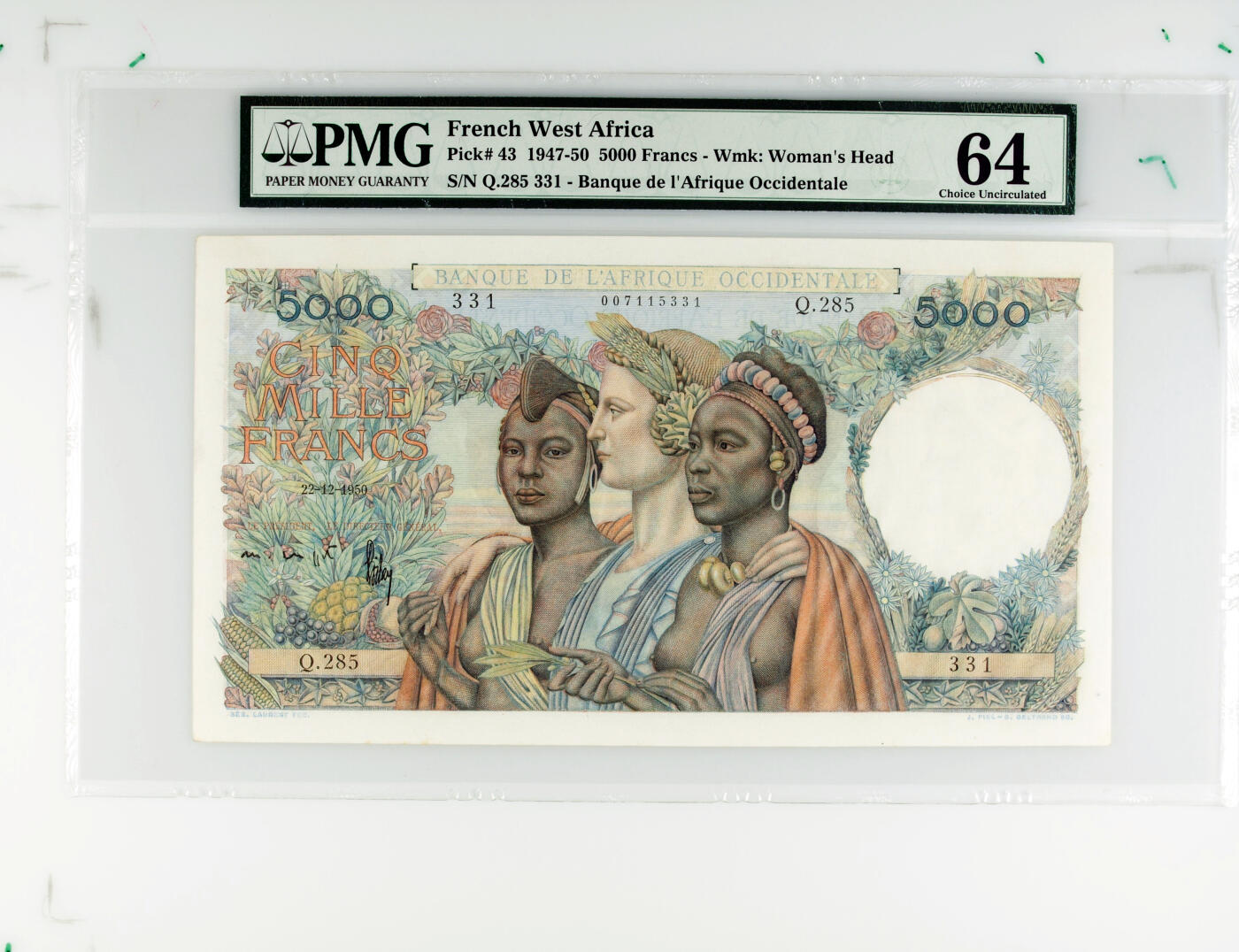 【Blue Auction】✨世界纸币精拍第500期盛典——白金之夜🔥🔥🔥 F-【无背标 无47】法属西非 1947-50年 5000法郎 超大票幅 经典“五奶图” 法属殖民地色彩浓郁 漏奶纸币向来倍受青睐 PMG64