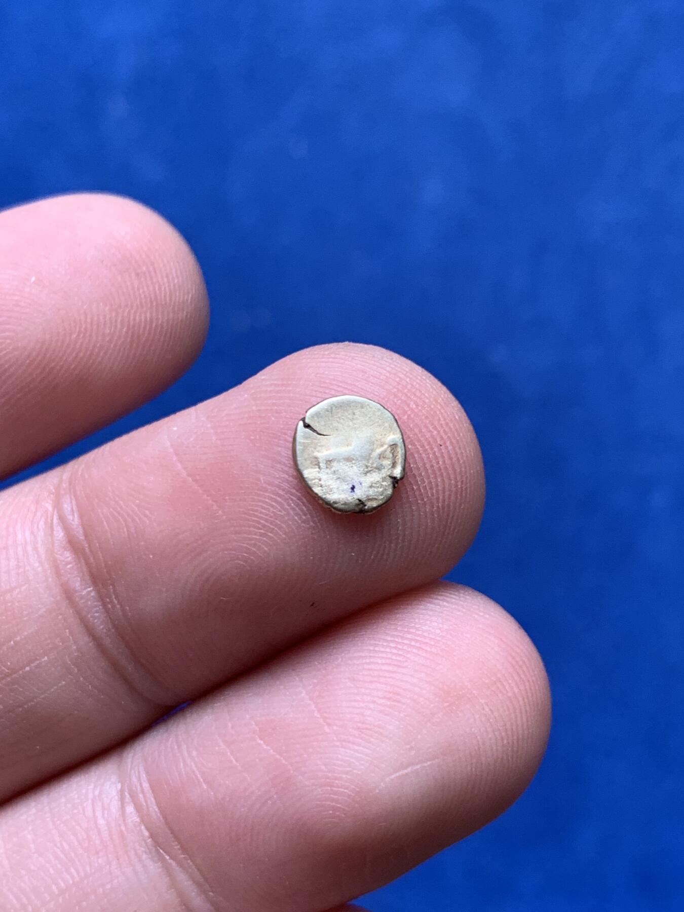 《竞宝斋》第284场- 周日，周一 2场连拍 （全场包邮） 古印度法兰小金币 最小金币 小金豆 适合镶嵌做首饰