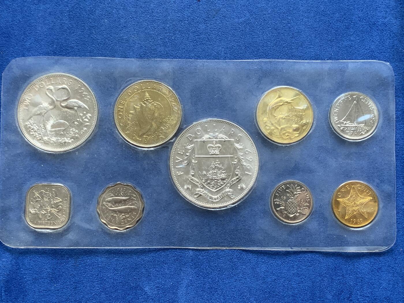 《竞宝斋》第284场- 周日，周一 2场连拍 （全场包邮） 巴哈马1969塑封套币 原盒保存 带5元大银币 大银币套值得收藏