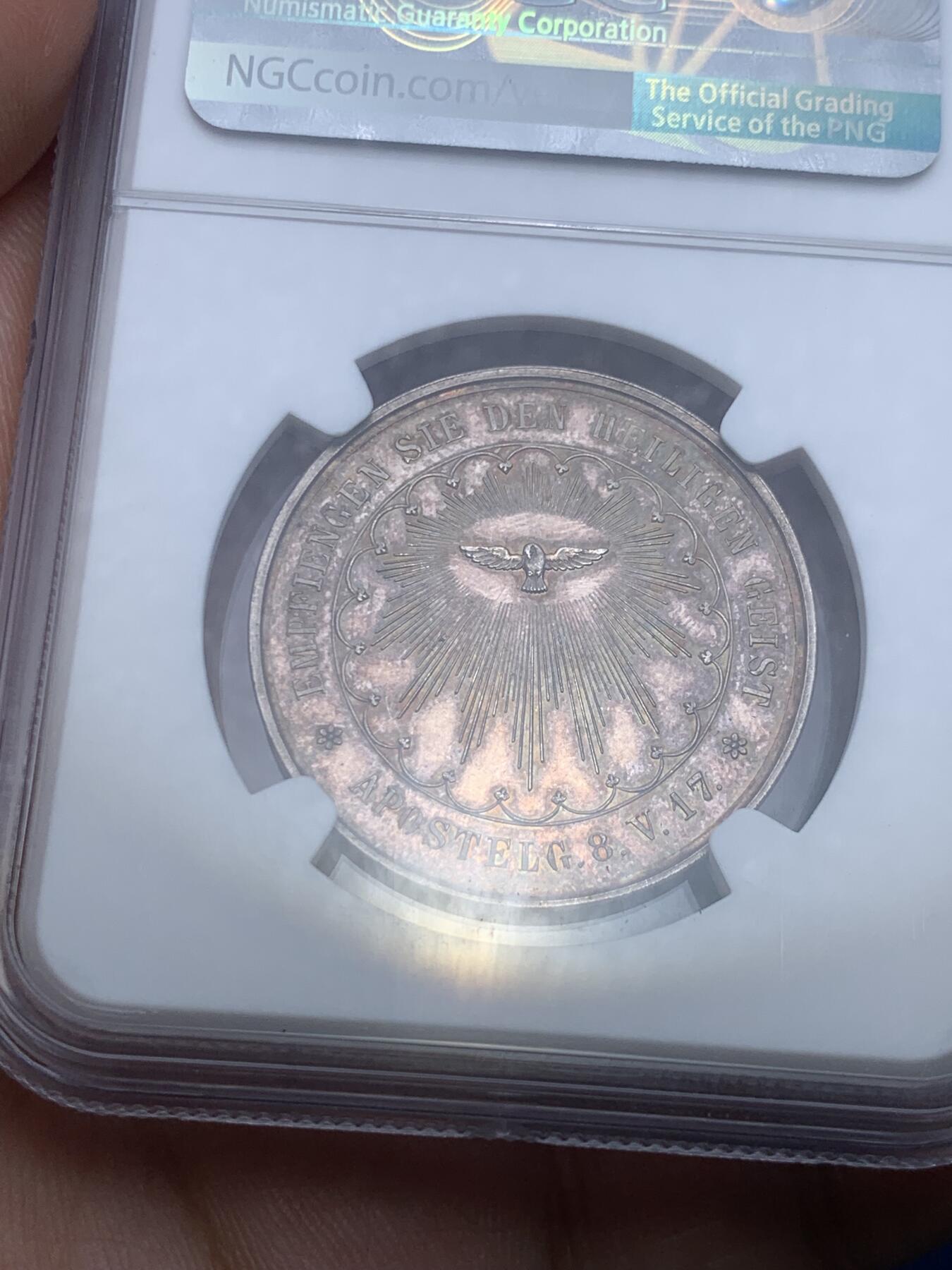 《竞宝斋》第284场- 周日，周一 2场连拍 （全场包邮） NGC MS62 德国 1850左右 宗教坚信礼银章，五彩祥光