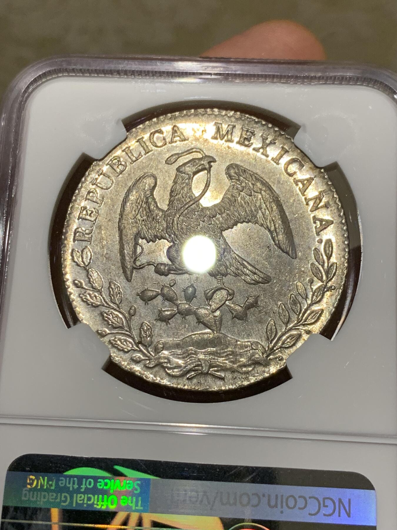 《竞宝斋》第284场- 周日，周一 2场连拍 （全场包邮） NGC MS62 墨西哥 1894年 8瑞尔 花边鹰洋 底板光度十足 正面月牙彩