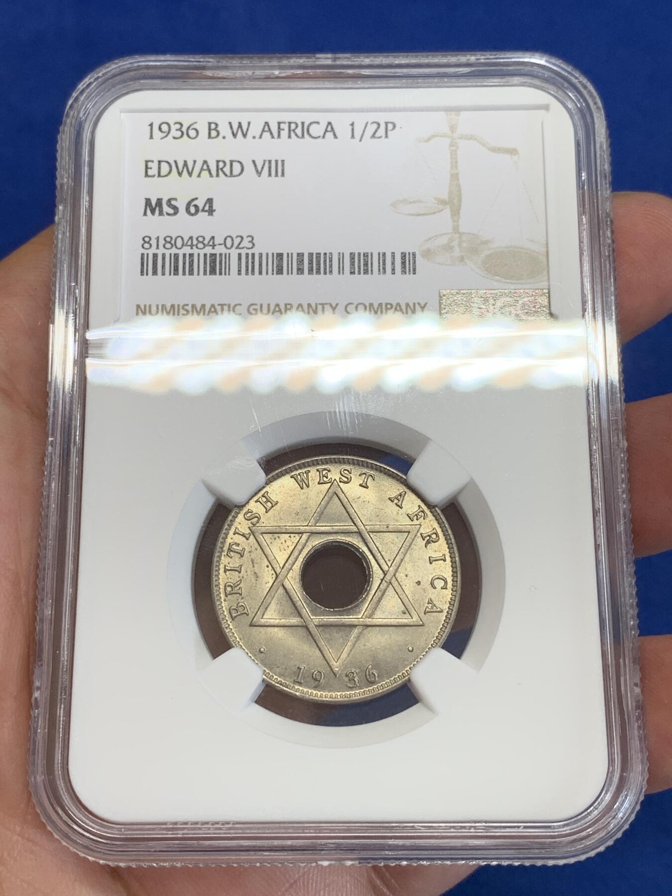 《竞宝斋》第284场- 周日，周一 2场连拍 （全场包邮） NGC MS64 英属西非1936半便士 六芒星图案大热 这枚63及以下很常见 64分就很难了 两面转光带淡淡的包浆 非常漂亮
