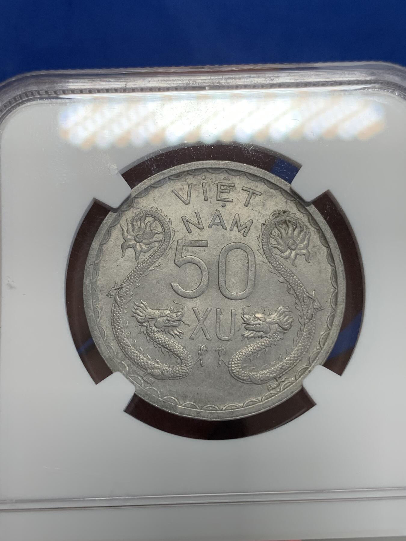 《竞宝斋》第284场- 周日，周一 2场连拍 （全场包邮） NGC MS63 越南1953三美女50苏经典双龙铝币