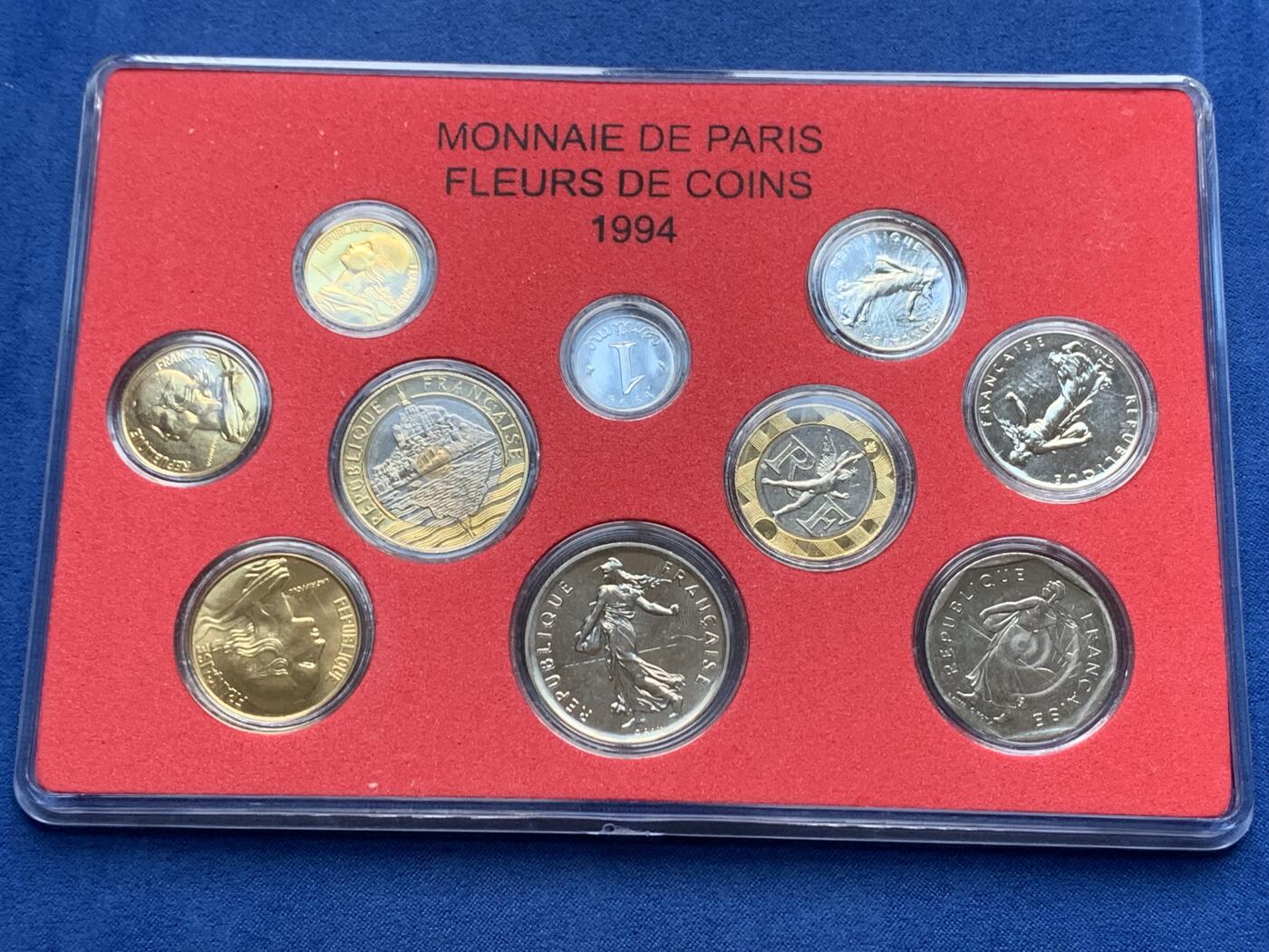 《竞宝斋》第284场- 周日，周一 2场连拍 （全场包邮） 法国1994年清年份官方套币 面值齐全 法系收藏必备 较为稀少
