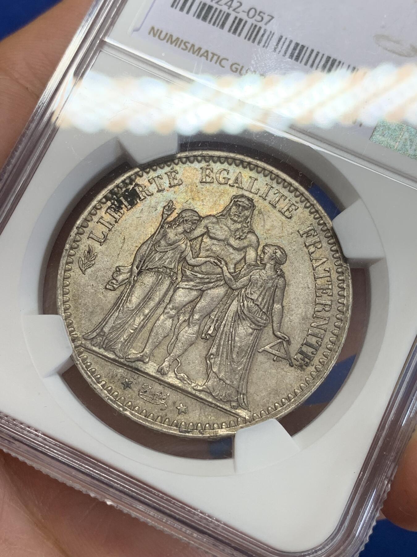 《竞宝斋》第284场- 周日，周一 2场连拍 （全场包邮） NGC AU58 法国 1876A年大力神5法郎大银币，原味有底光，可重评搏分