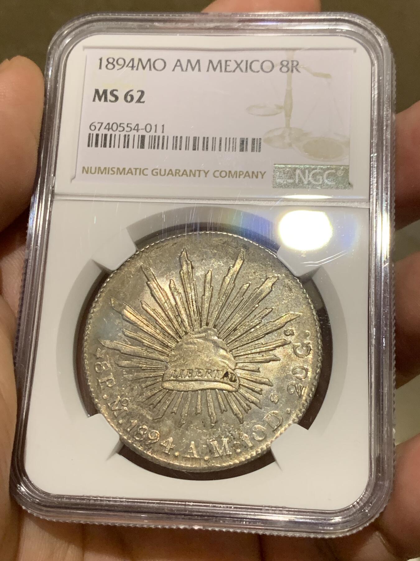 《竞宝斋》第284场- 周日，周一 2场连拍 （全场包邮） NGC MS62 墨西哥 1894年 8瑞尔 花边鹰洋 底板光度十足 正面月牙彩