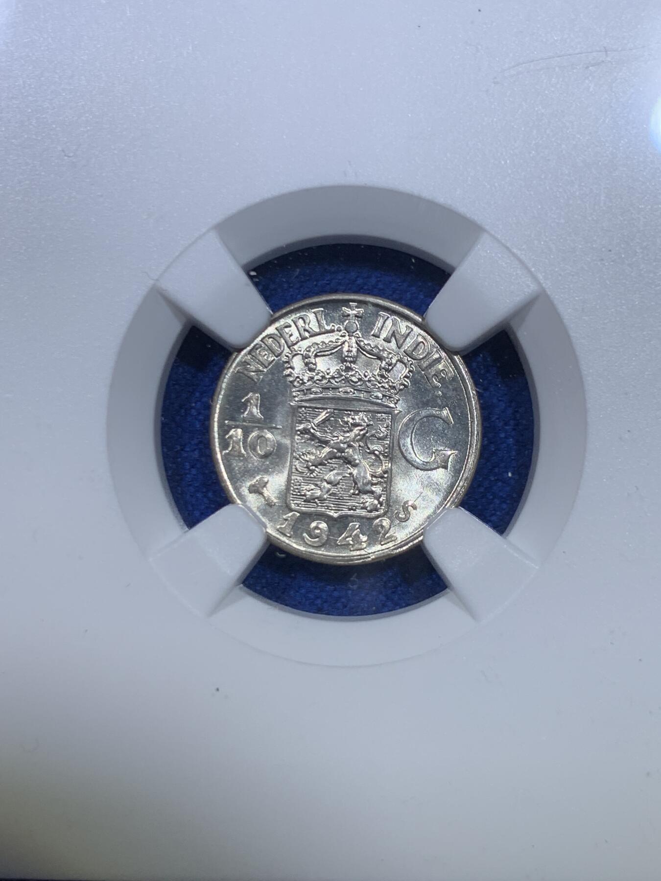 《竞宝斋》第284场- 周日，周一 2场连拍 （全场包邮） NGC MS66 1942 荷属东印度（今印尼）1/10盾银币 卷拆BU品
