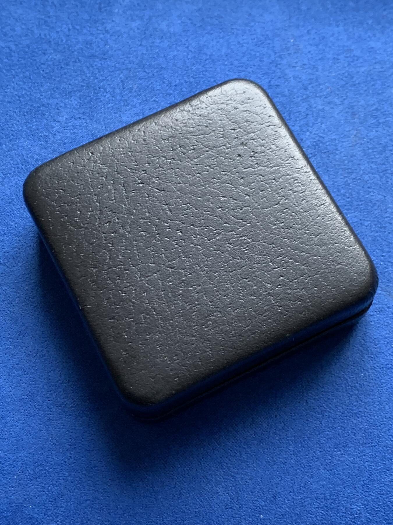 《竞宝斋》第284场- 周日，周一 2场连拍 （全场包邮） 加拿大1989年探索系列1元精制银币 带盒