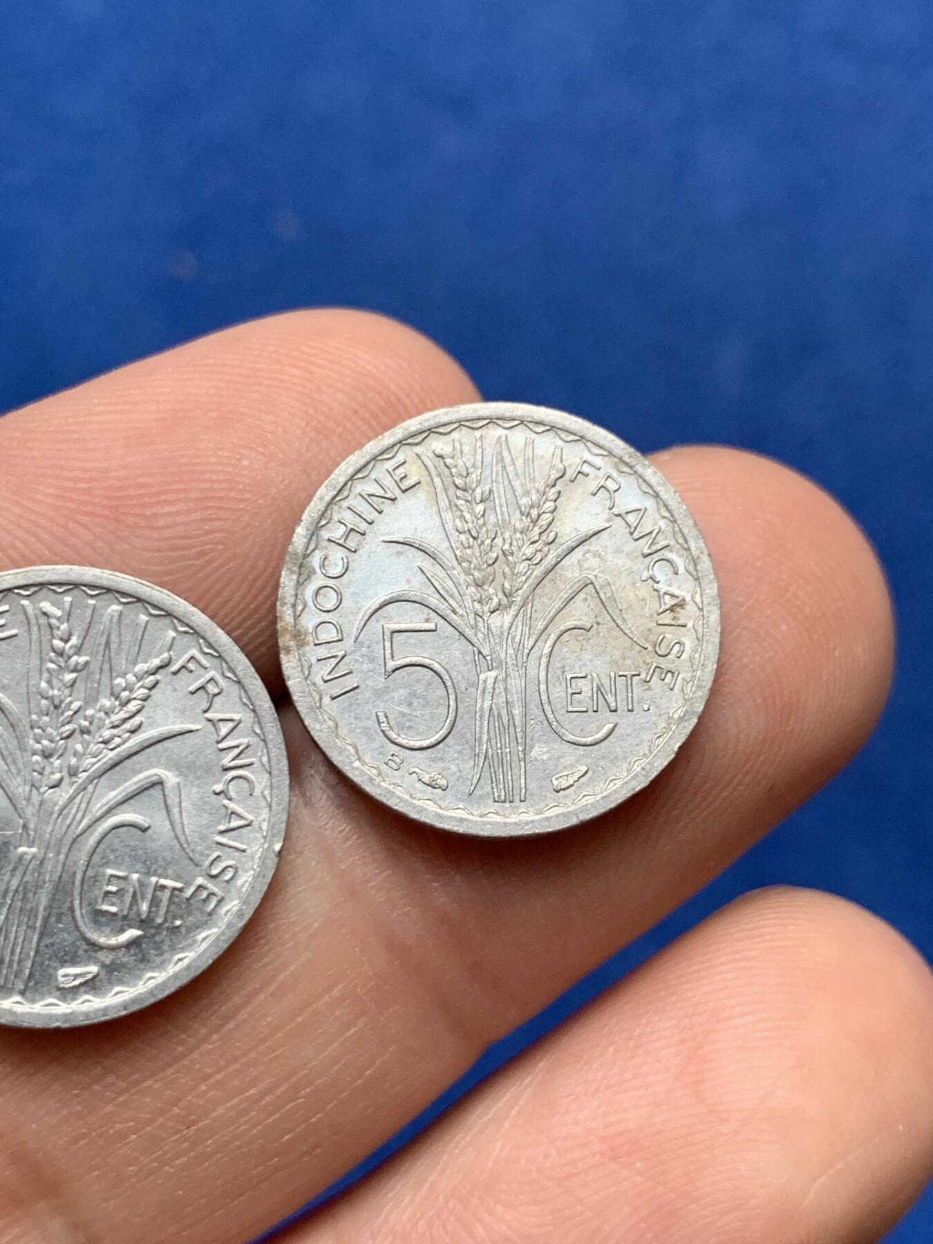 《竞宝斋》第284场- 周日，周一 2场连拍 （全场包邮） 两枚一组 法属印支1946年5分铝币