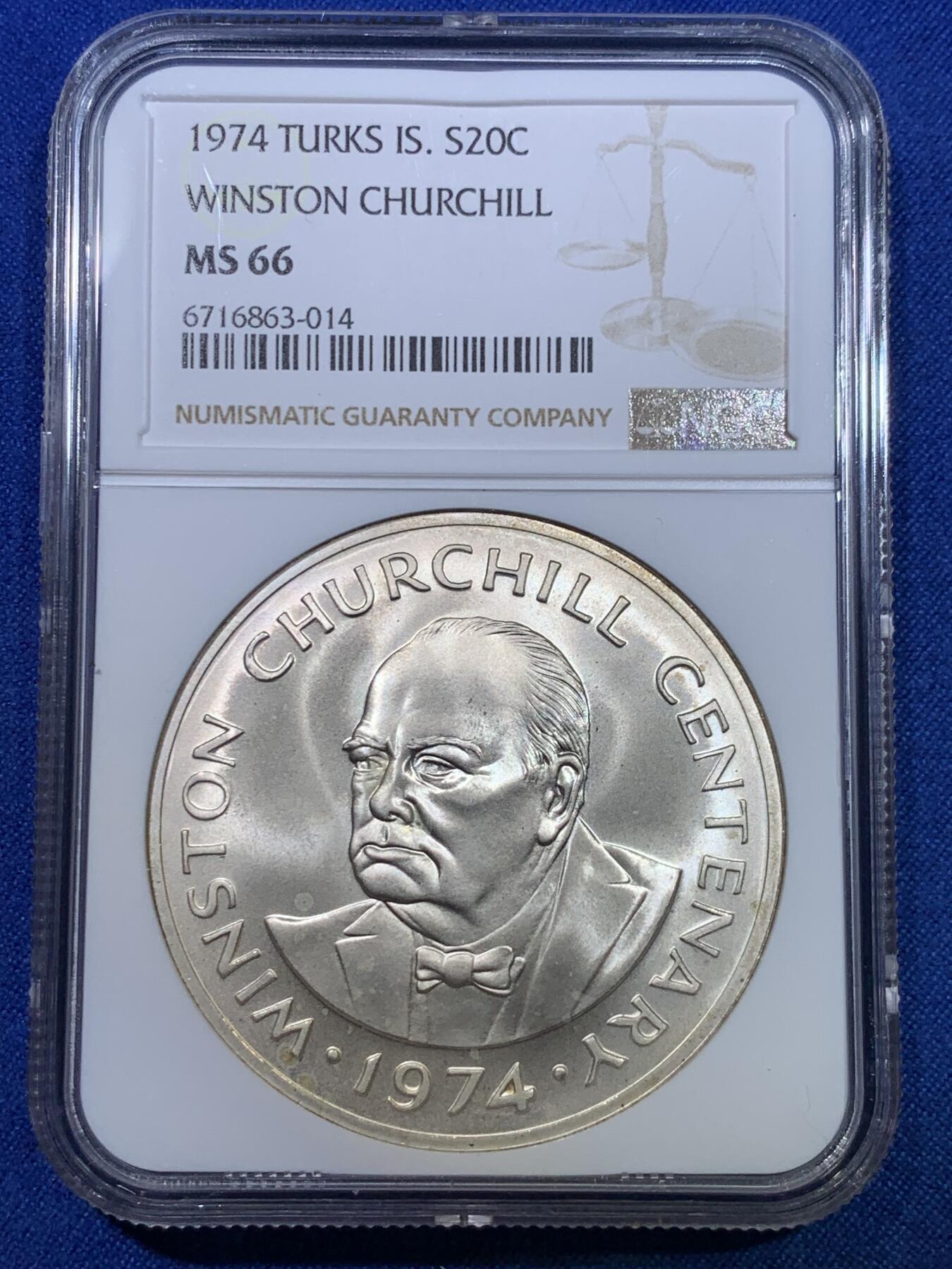 《竞宝斋》第284场- 周日，周一 2场连拍 （全场包邮） NGC MS66 特克斯群岛 1974年 丘吉尔20克朗超大银币 70年代保存至今66分已经不容易了