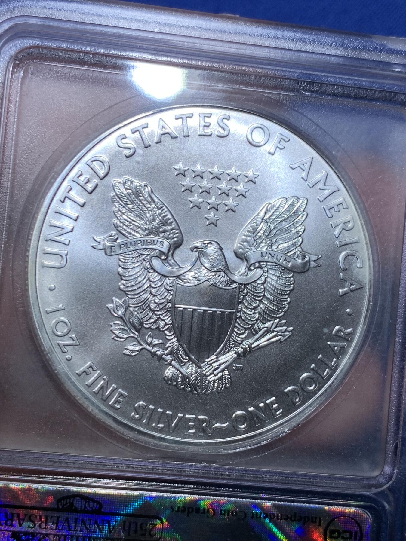 《竞宝斋》第284场- 周日，周一 2场连拍 （全场包邮） ICG MS70  美国2011行走女神纪念银币 美国ICG评级公司 特殊25周年纪念标签 满分 无暇好品普质纪念银币