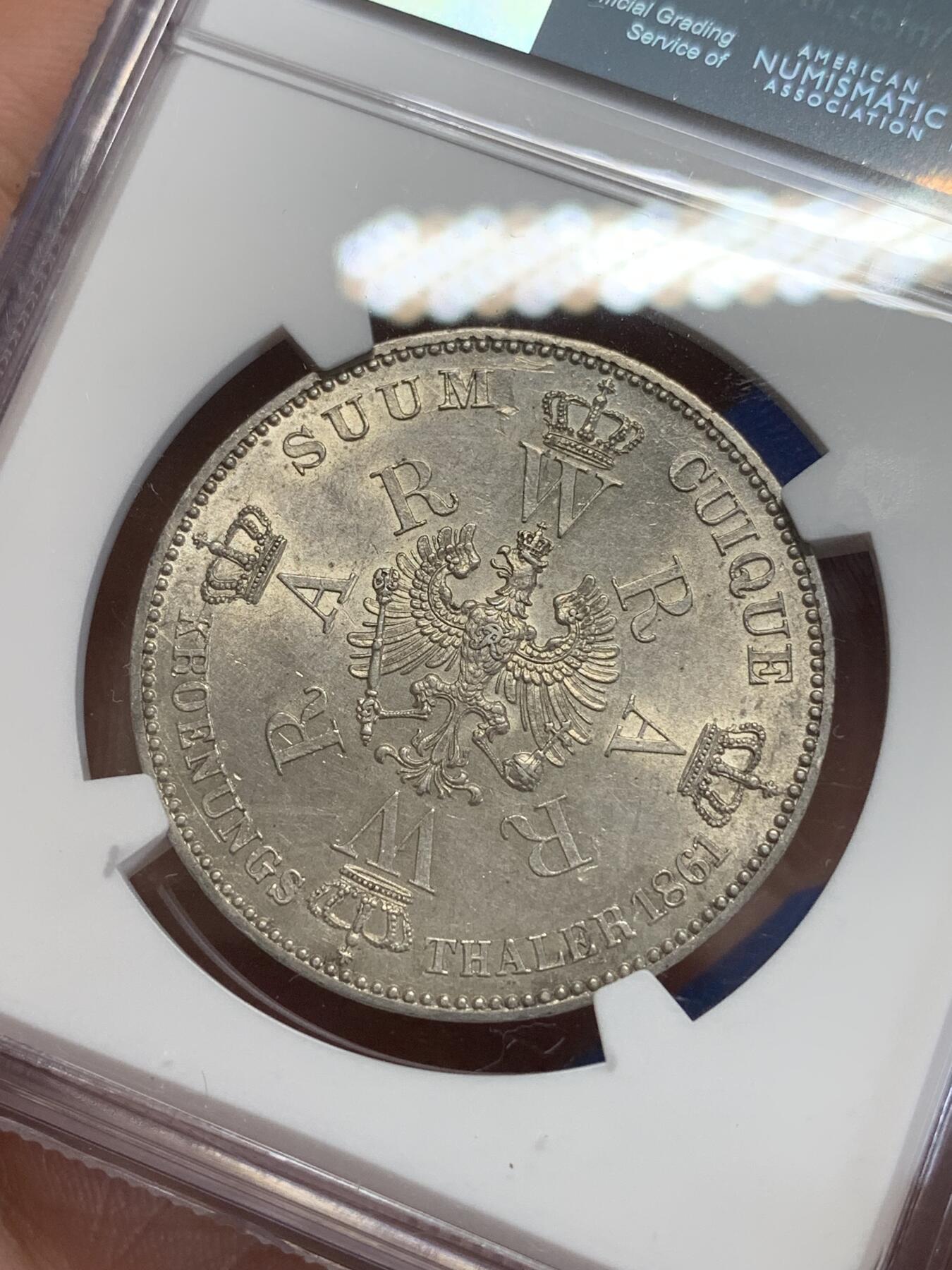 《竞宝斋》第284场- 周日，周一 2场连拍 （全场包邮） NGC AUD 德国1861年普鲁士威廉一世登基1泰勒 光感细节不错