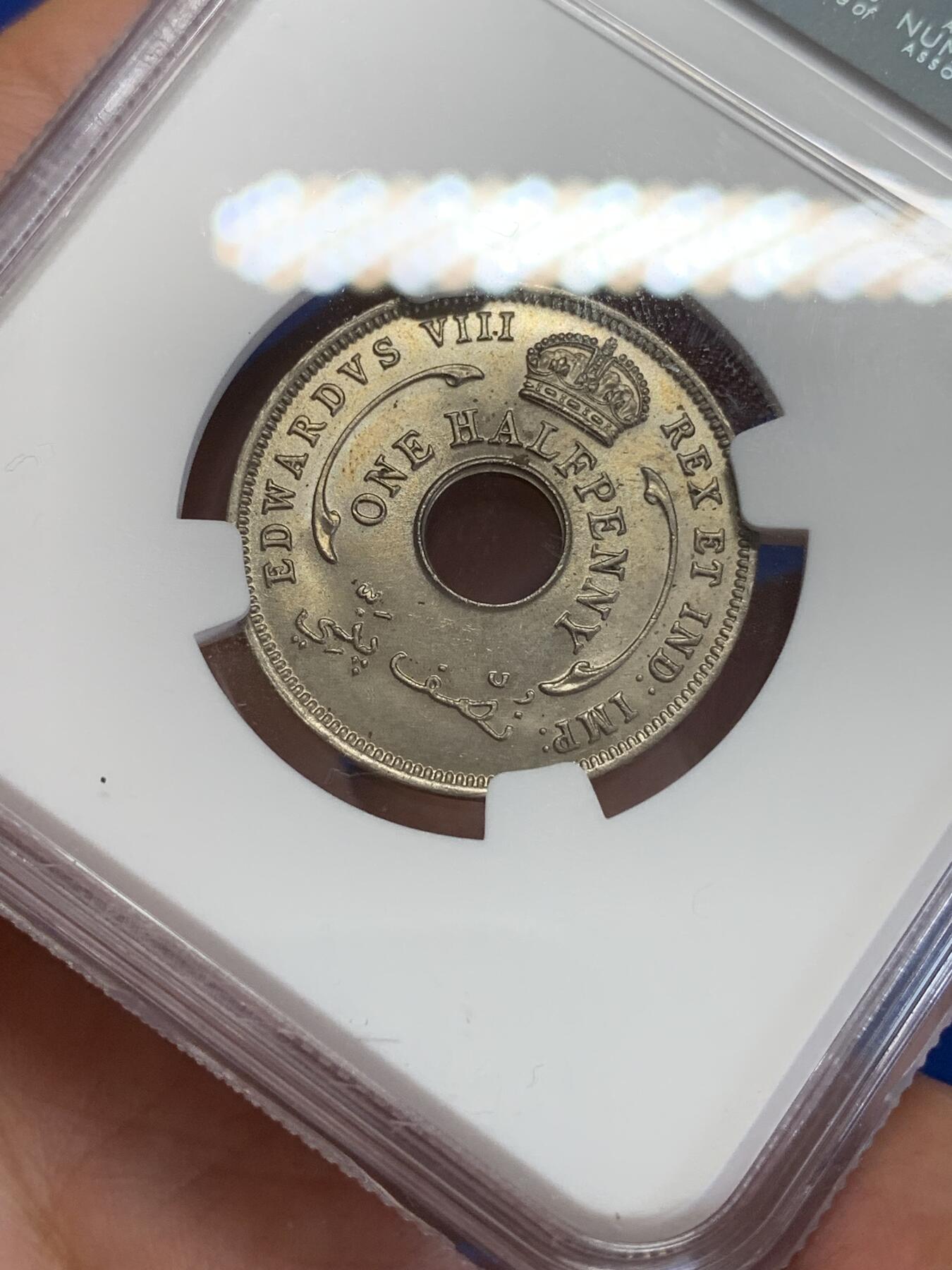 《竞宝斋》第284场- 周日，周一 2场连拍 （全场包邮） NGC MS64 英属西非1936半便士 六芒星图案大热 这枚63及以下很常见 64分就很难了 两面转光带淡淡的包浆 非常漂亮