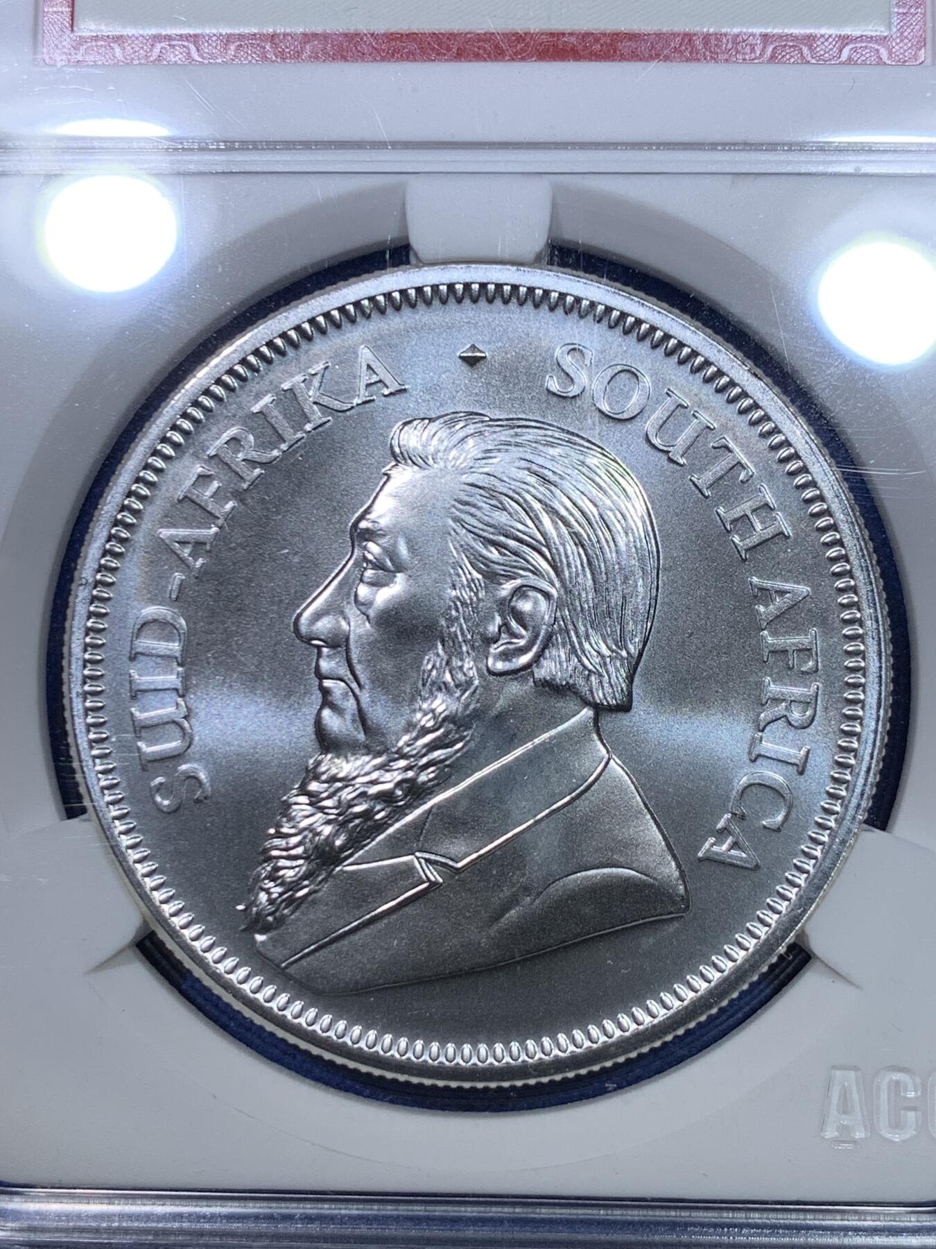 《竞宝斋》第284场- 周日，周一 2场连拍 （全场包邮） ACG MS67 南非2018克鲁格1兰特银币 少见南非好品  31.1克 999银