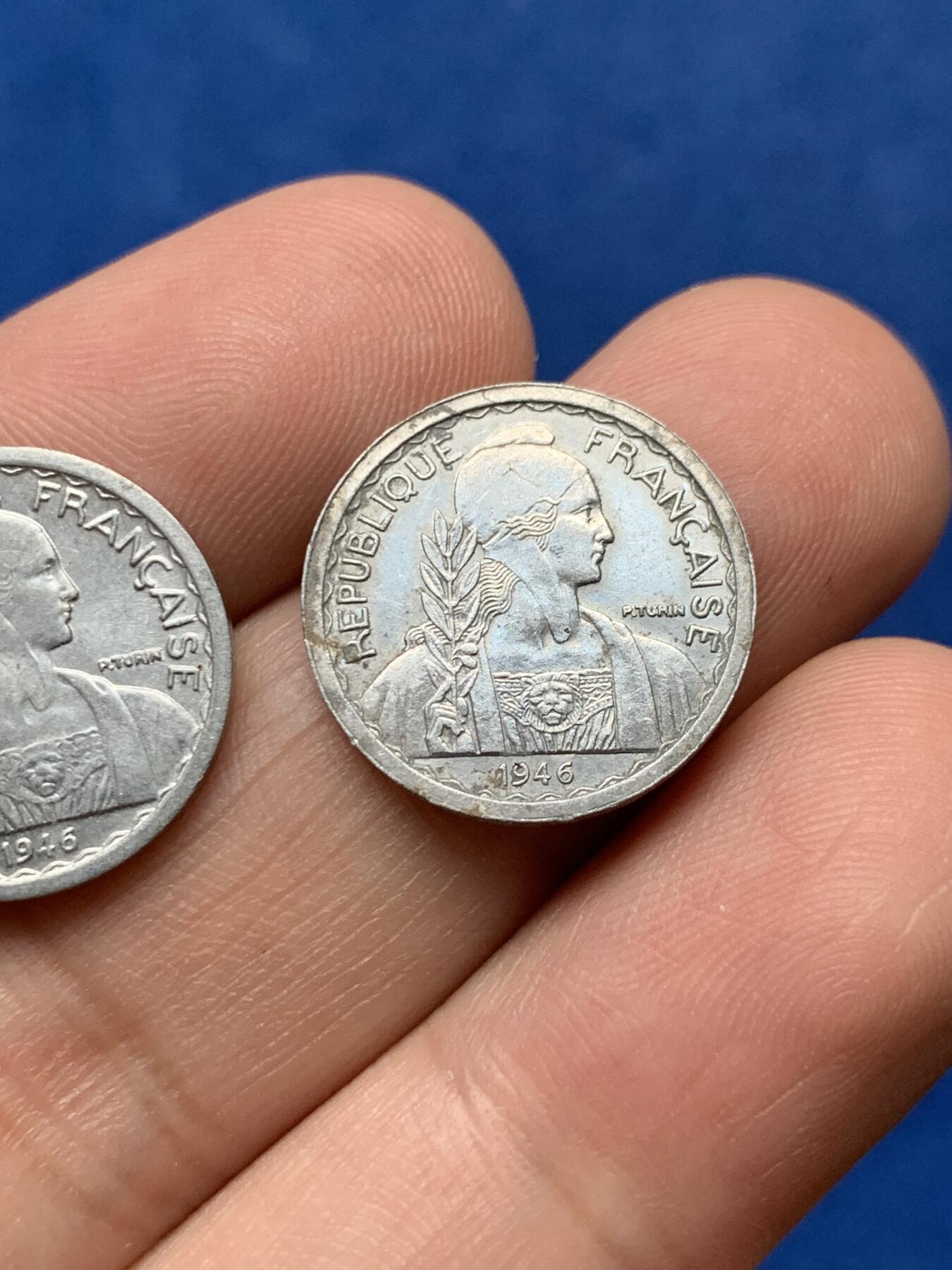 《竞宝斋》第284场- 周日，周一 2场连拍 （全场包邮） 两枚一组 法属印支1946年5分铝币