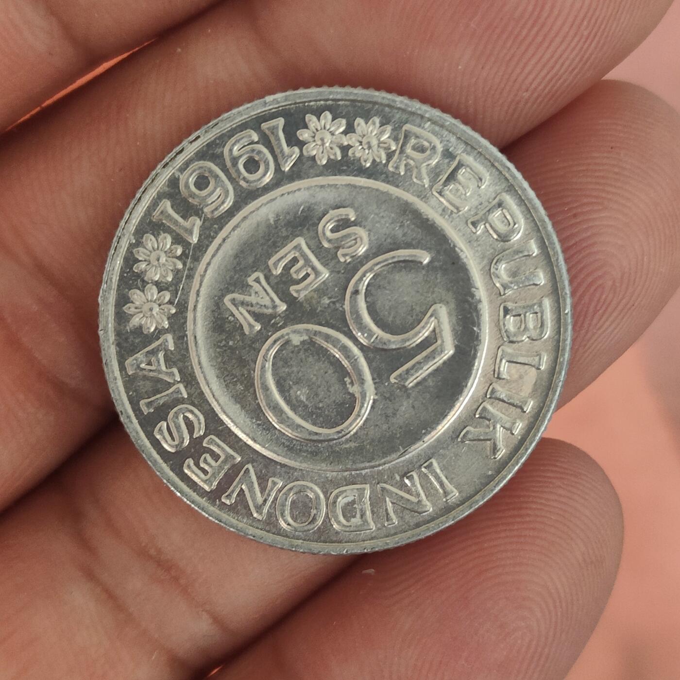 英雄古币捡漏专场第一期无押金可累计捡漏，全场50包邮，偏远地区除外。 外国古币
