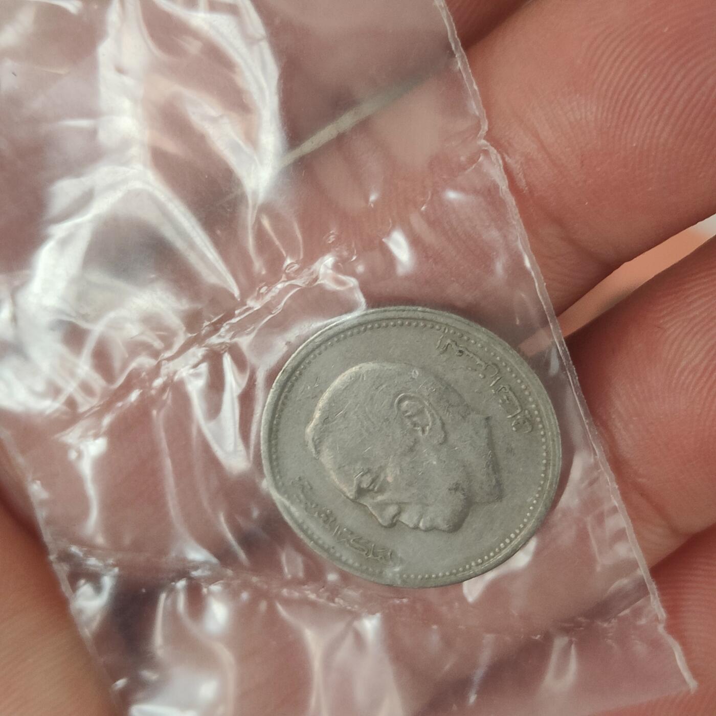 英雄古币捡漏专场第一期无押金可累计捡漏，全场50包邮，偏远地区除外。 外国古币