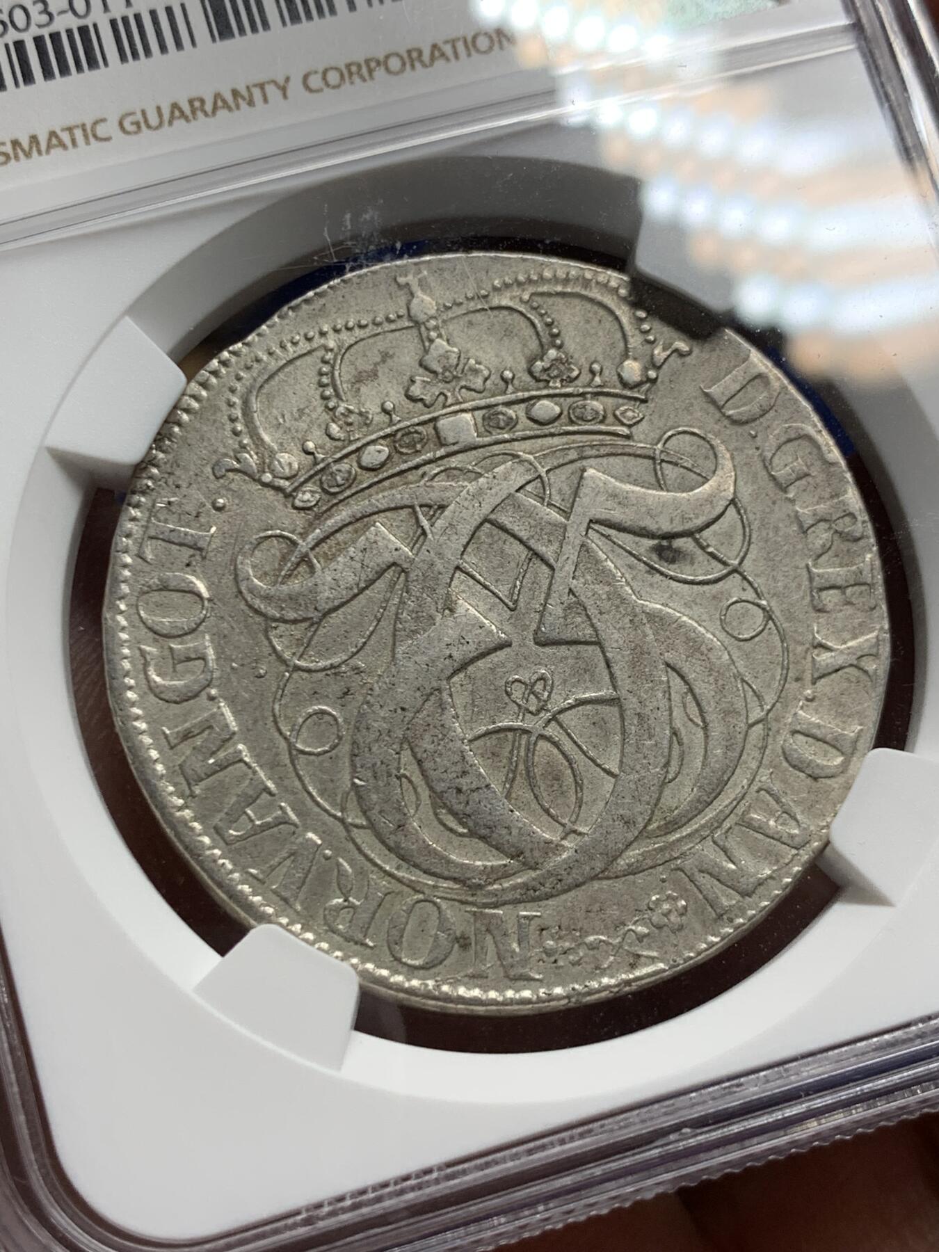 《竞宝斋》第284场- 周日，周一 2场连拍 （全场包邮） NGC AU55 丹麦 1691 克里斯蒂安五世 4M大银币 稀见品种