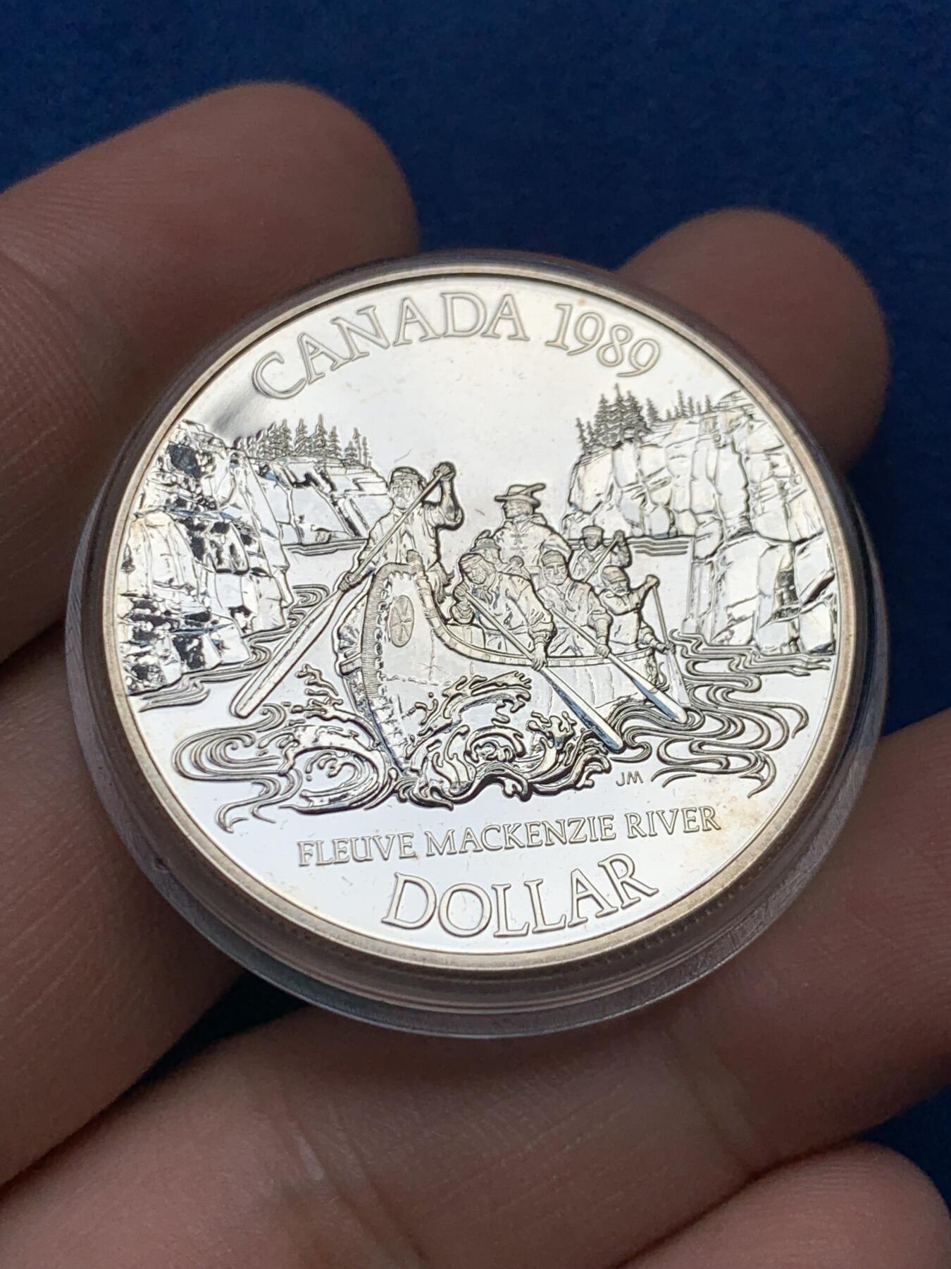 《竞宝斋》第284场- 周日，周一 2场连拍 （全场包邮） 加拿大1989年探索系列1元精制银币 带盒