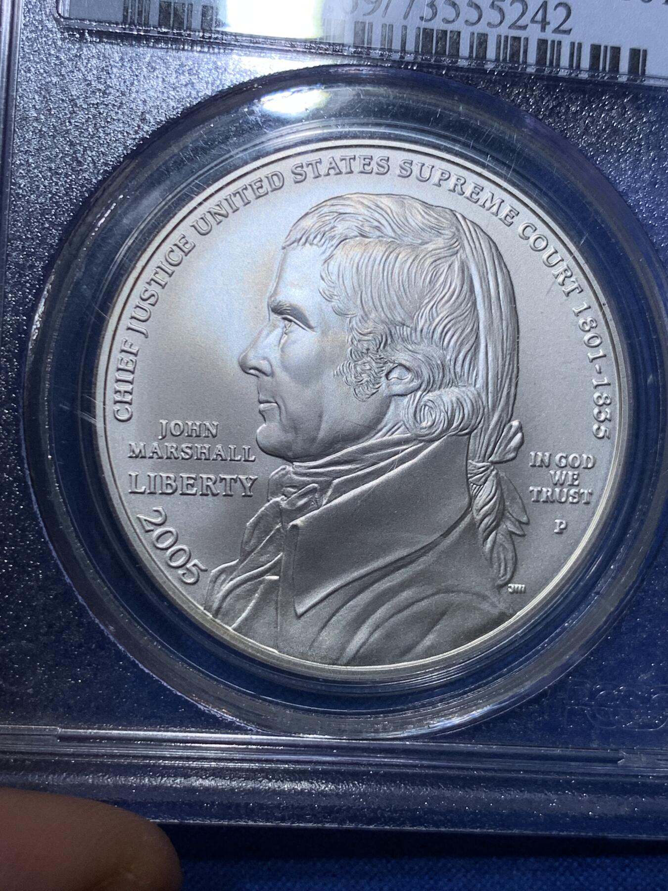 《竞宝斋》第284场- 周日，周一 2场连拍 （全场包邮） PCGS MS69 美国2005年P版马歇尔大法官1美元大银币