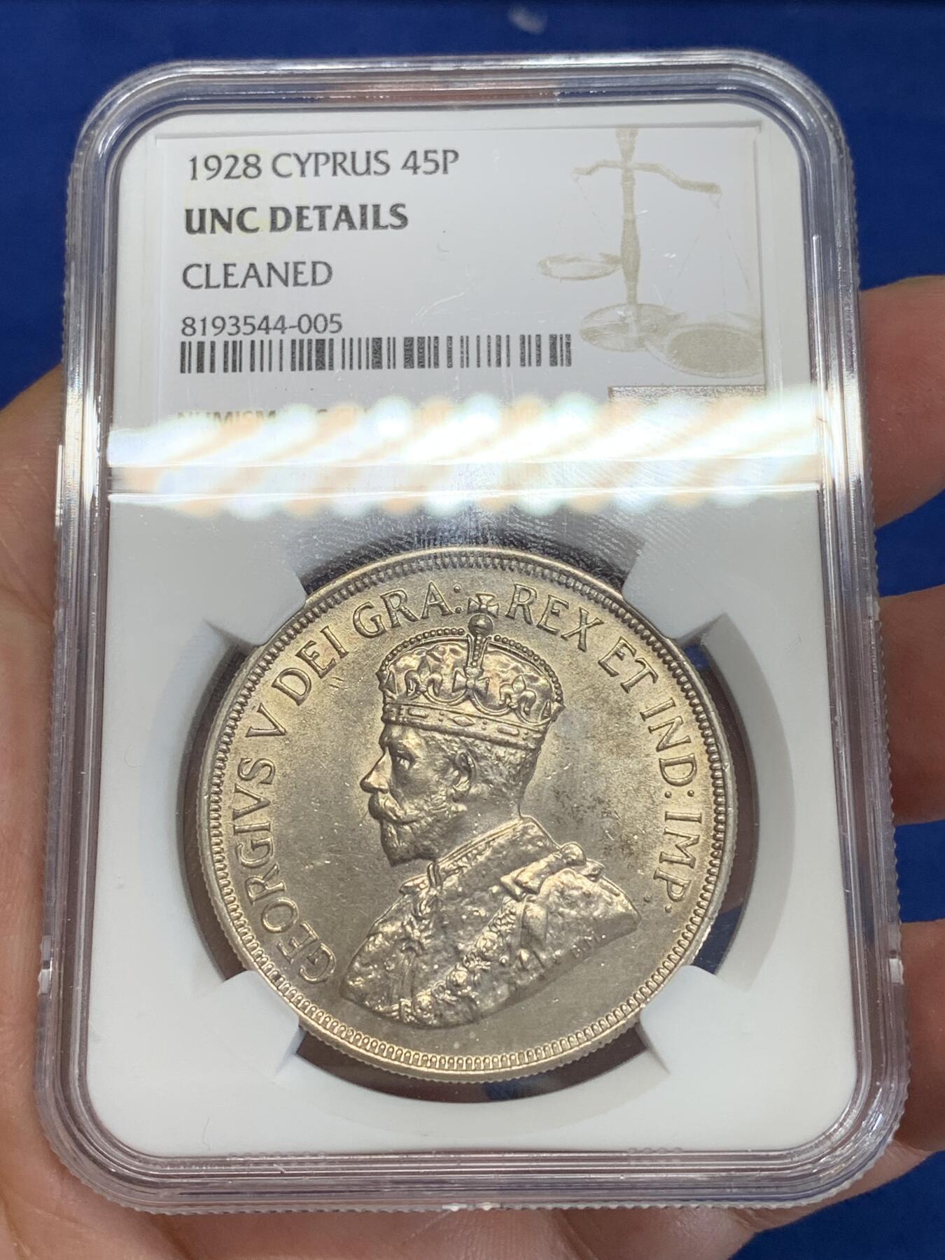 《竞宝斋》第284场- 周日，周一 2场连拍 （全场包邮） NGC UNC 英属塞浦路斯1928年乔治五世45皮银币 镜面底板 币面转光感强烈