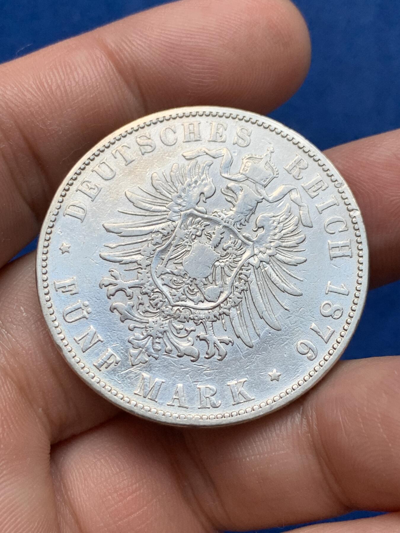 《竞宝斋》第284场- 周日，周一 2场连拍 （全场包邮） 德国萨克森1876年阿尔伯特短翅5马克 细节见图