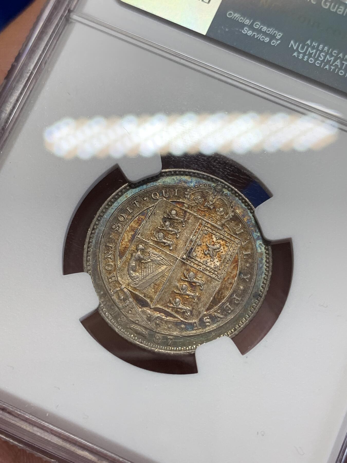 《竞宝斋》第284场- 周日，周一 2场连拍 （全场包邮） NGC AU55 英国1887年维多利亚1先令银币