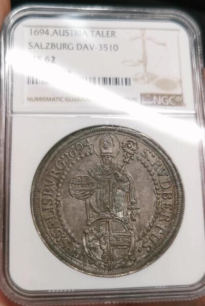 凡希社世界钱币微拍第二百七十五期 荐！1694萨尔茨堡约翰恩斯特主教泰勒NGC-MS62，传世灰彩，实物极赞的一枚！