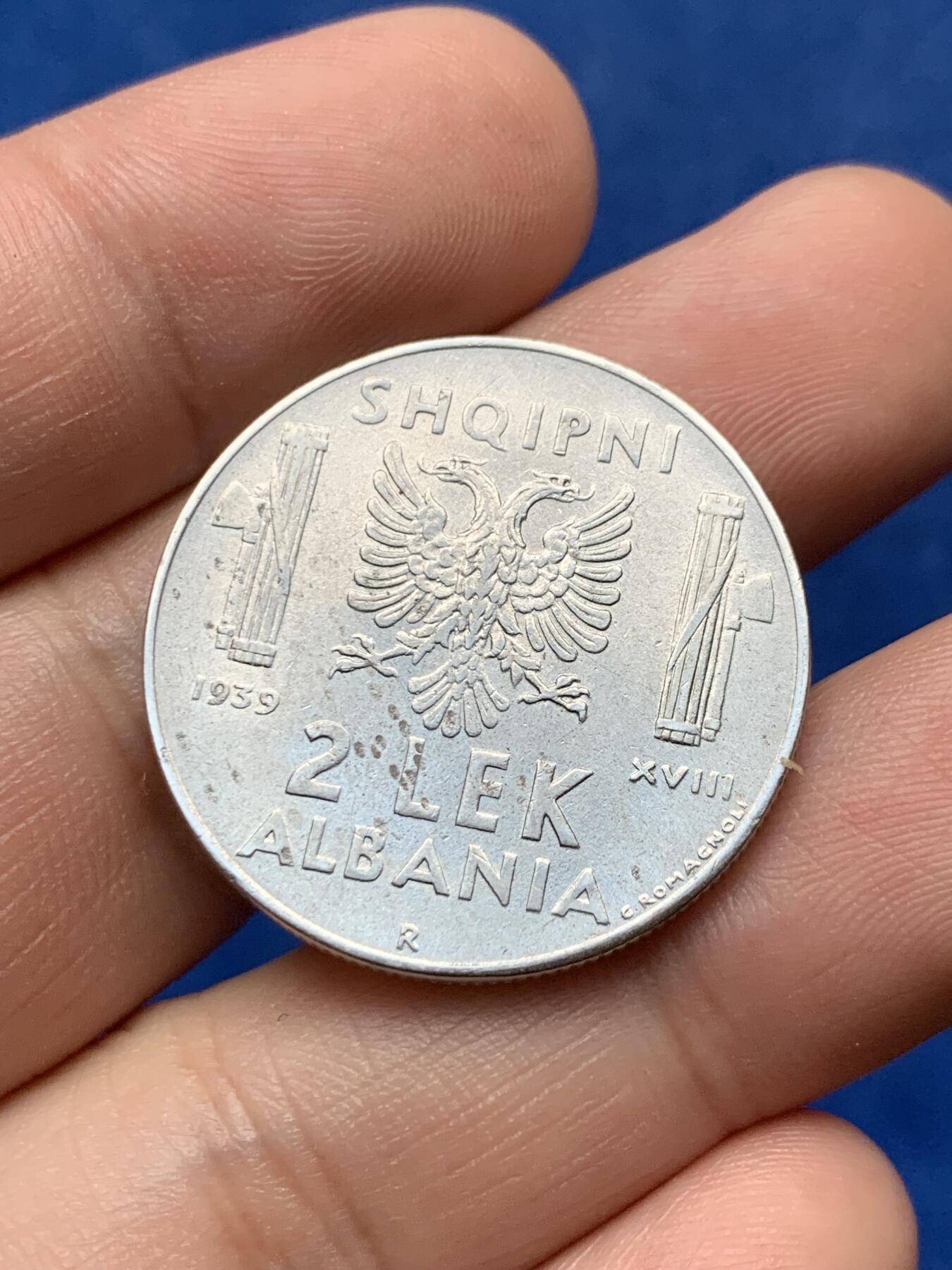 《竞宝斋》第284场- 周日，周一 2场连拍 （全场包邮） 1939年意占阿尔巴尼亚2列克镍币